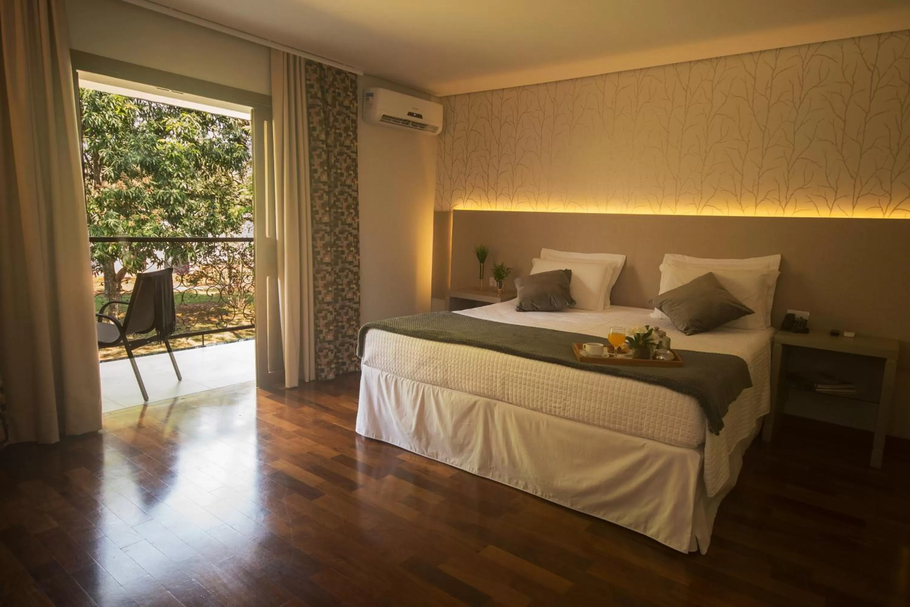 Bedroom, Bed in Grand Carimã Resort & Convention Center