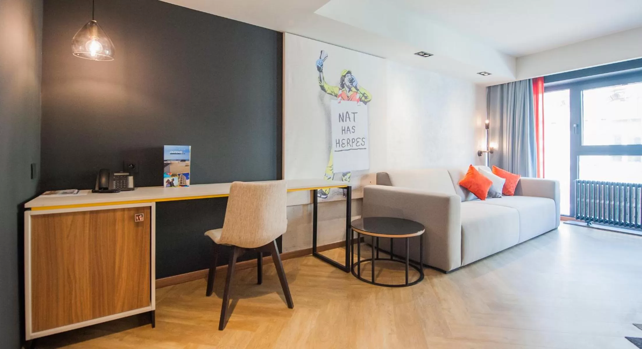 Bedroom, Bed in Ostend Hotel