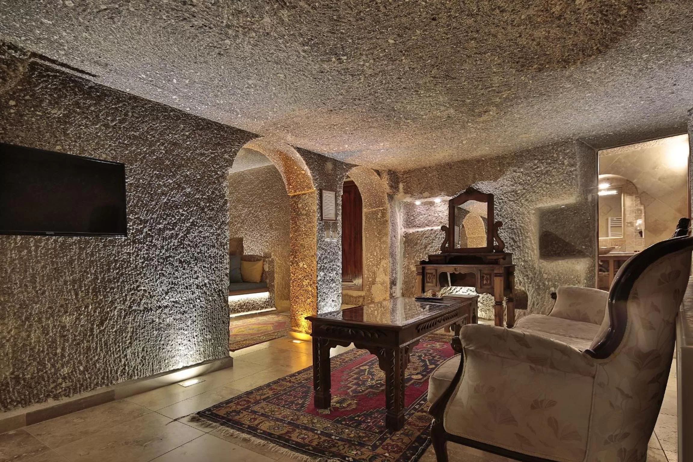 Other in Shoestring Cave House