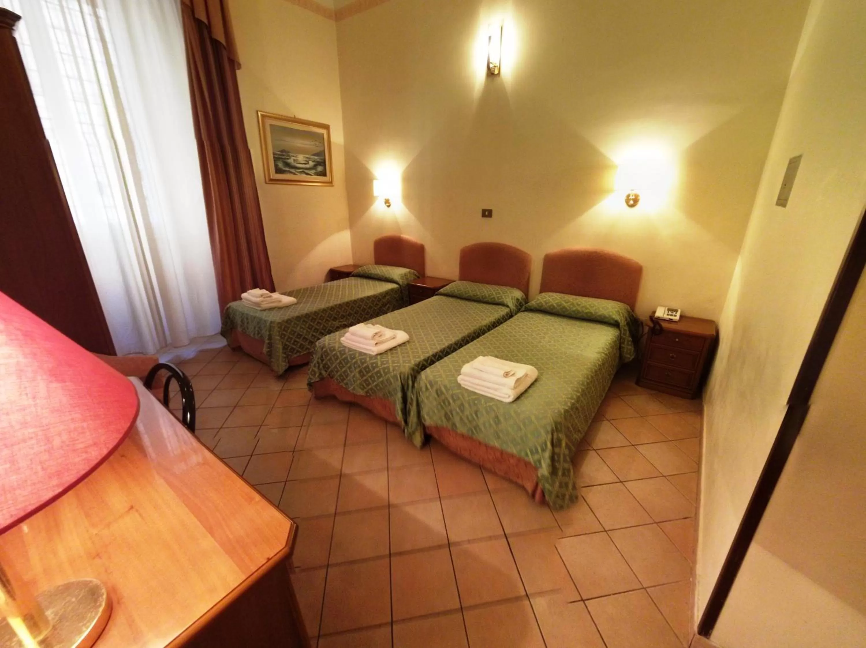 Bed in Cambridge Hotel