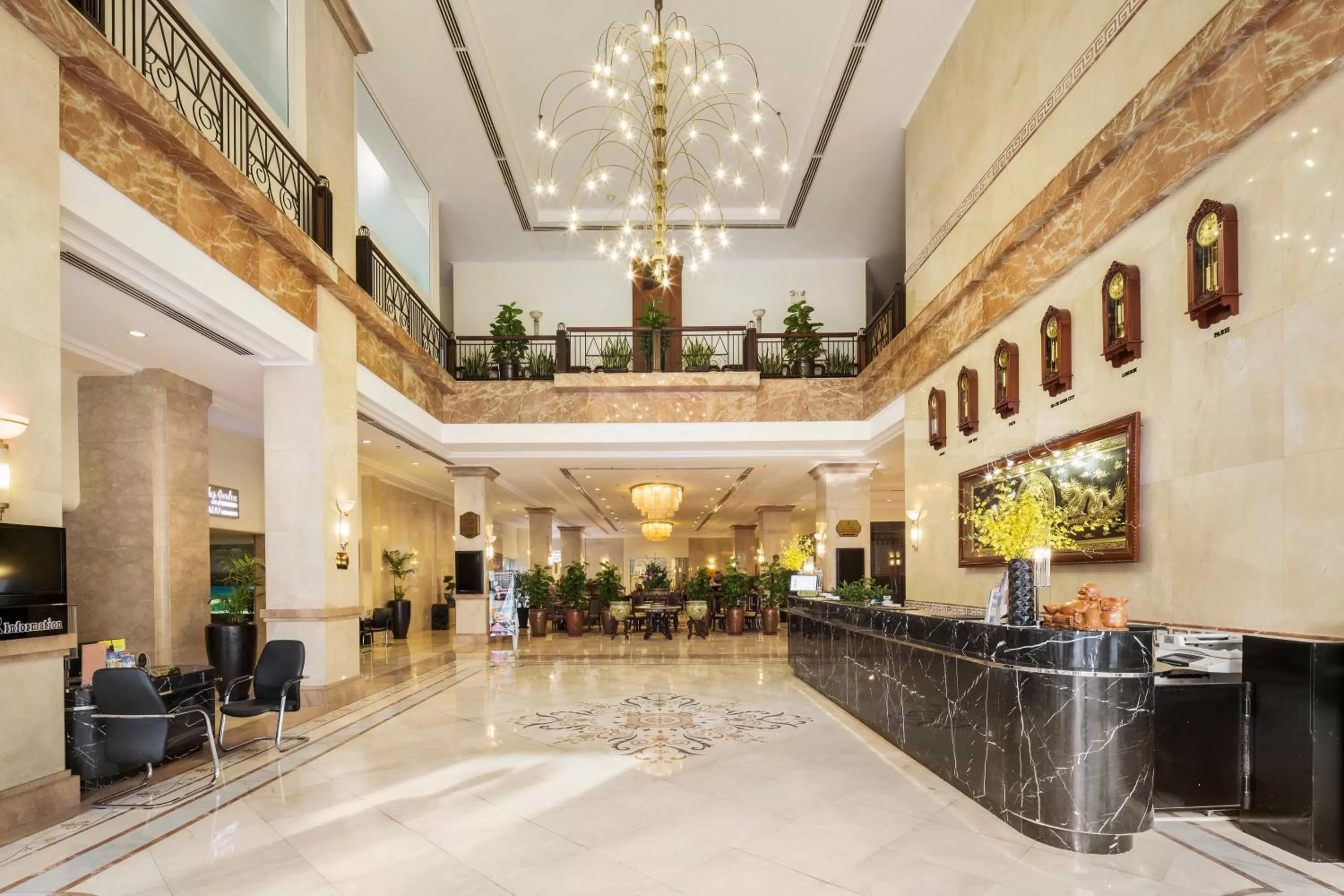 Lobby or reception in Rex Hotel