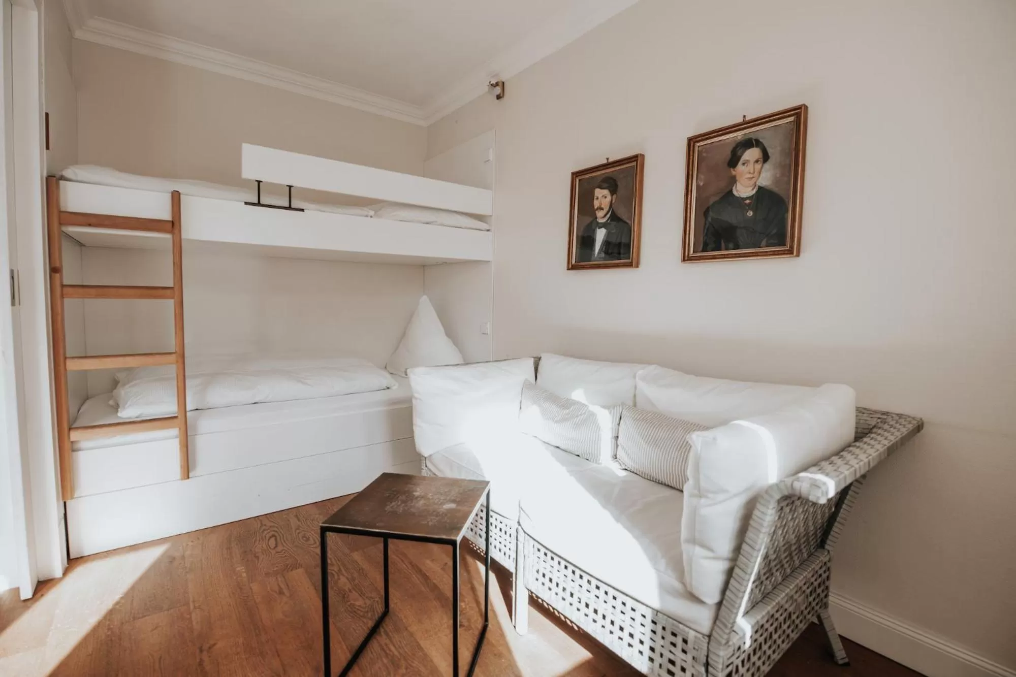 Bedroom, Bed in Boutique Hotel am Rathaus - Reblaus