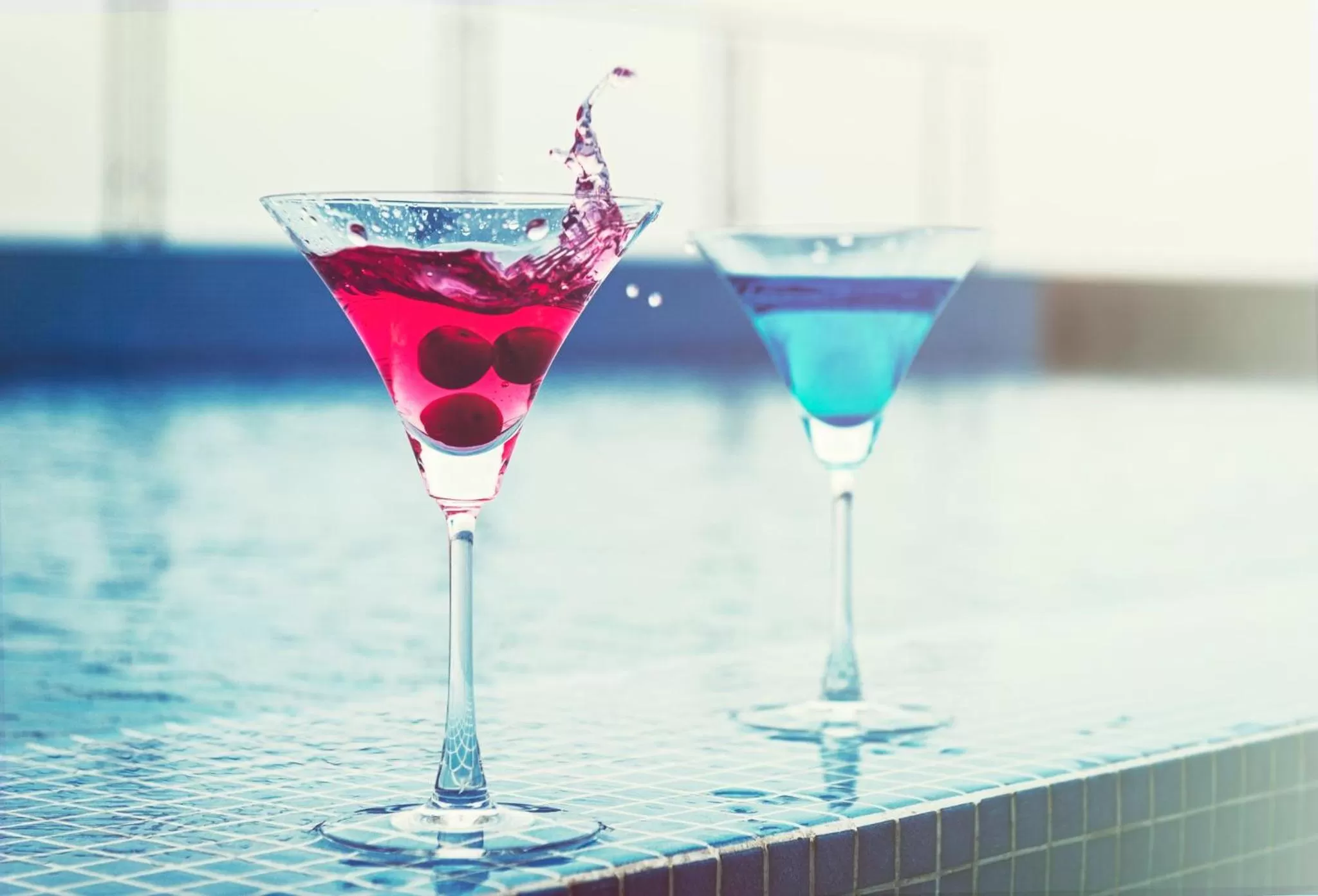 Swimming pool in Holiday Inn Kolkata Airport by IHG