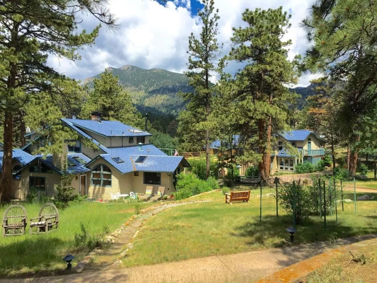 Riversong Inn Retreat