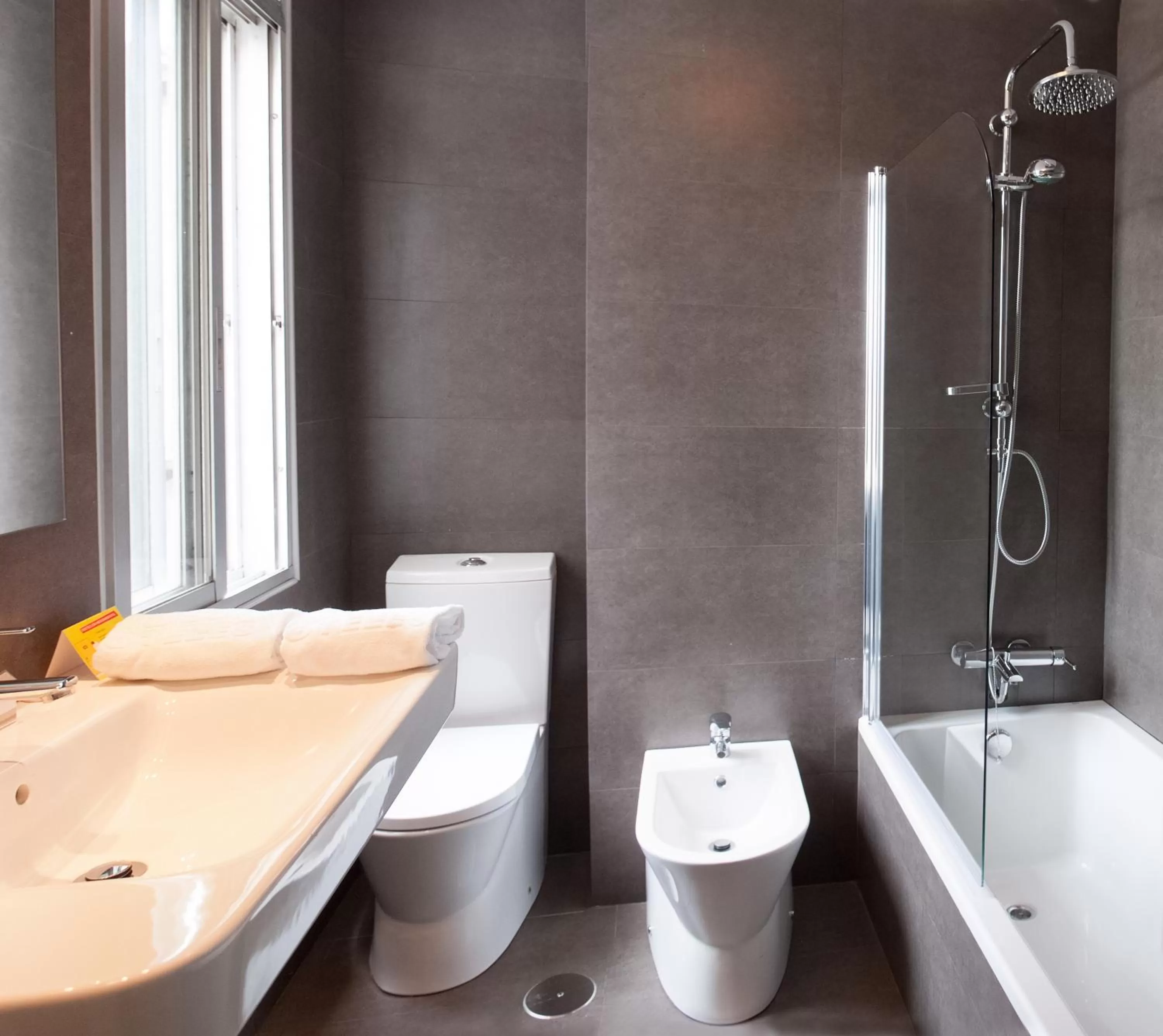 Bathroom in Hotel Universal