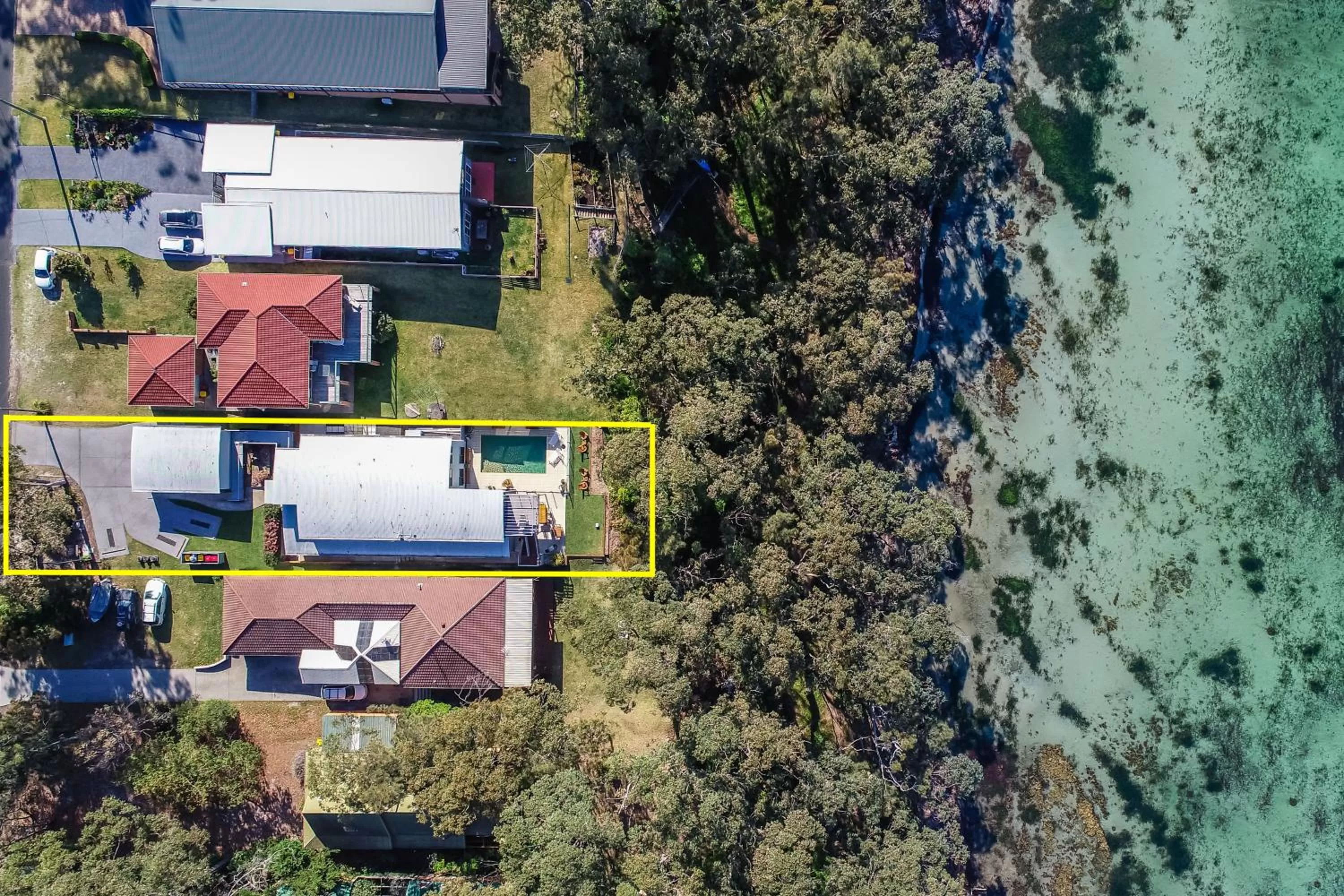 Bird's eye view in The Edgewater on Greville