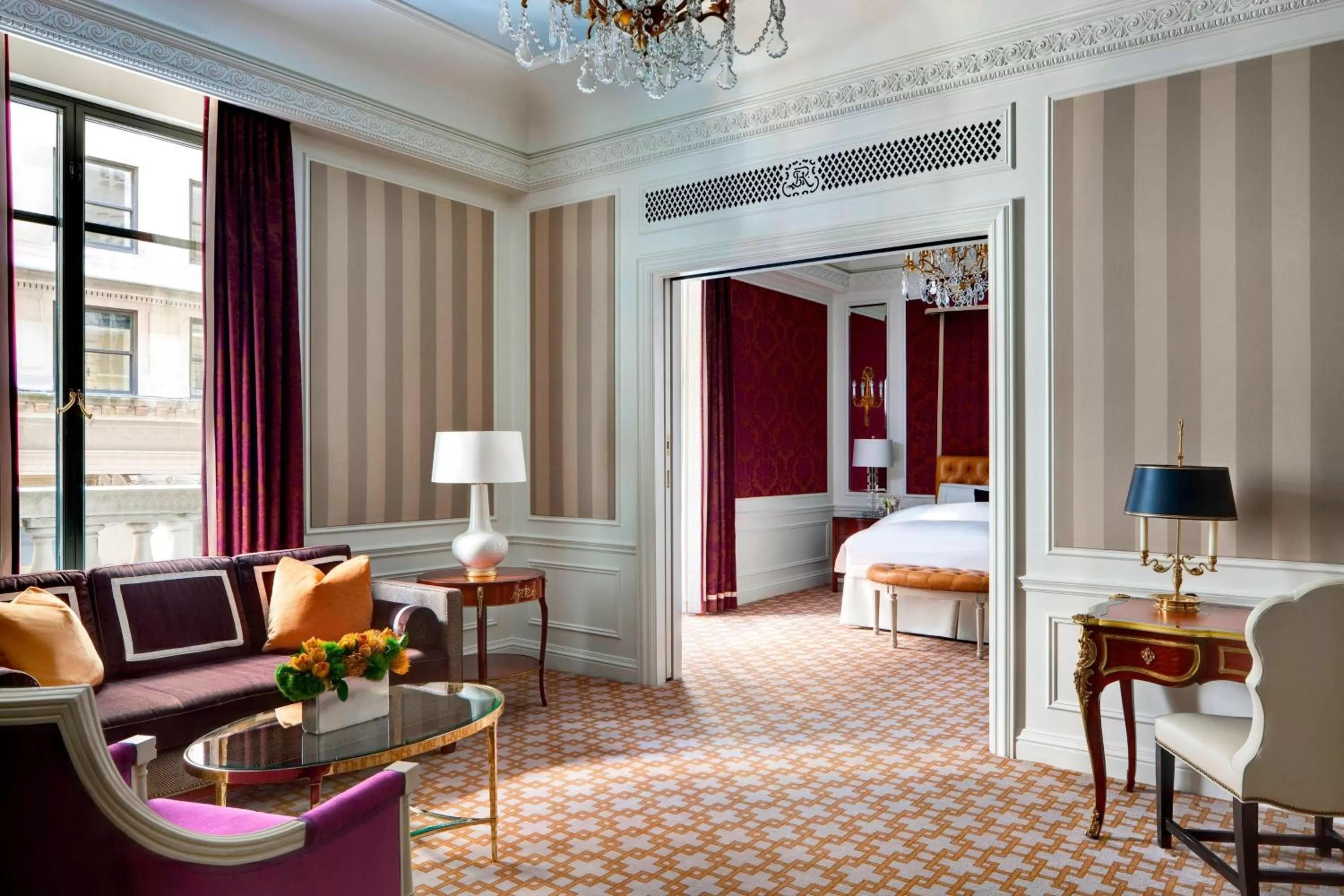 Photo of the whole room, Bed in The St. Regis New York