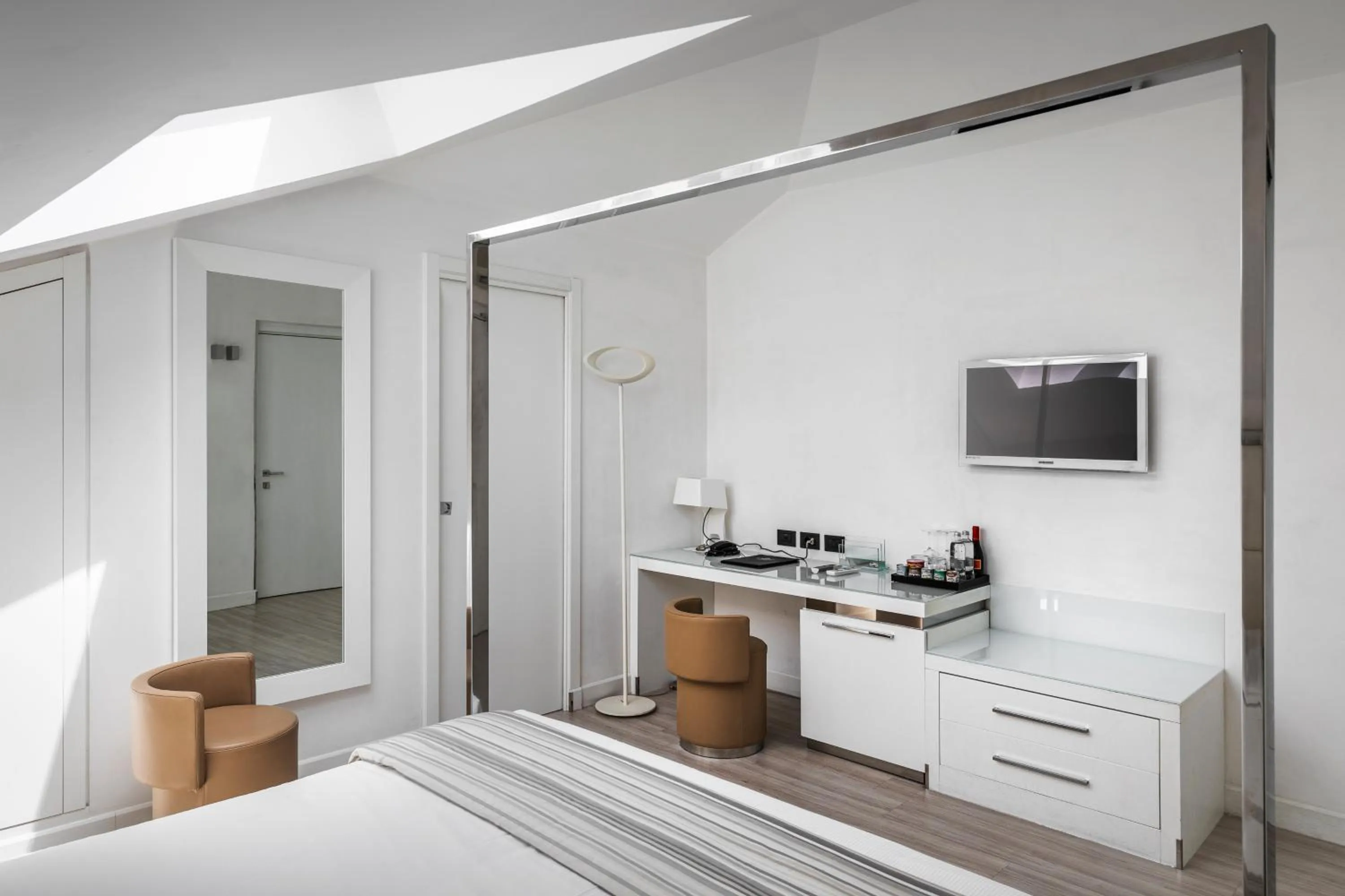 Bedroom, Bed in LHP Hotel Santa Margherita Palace & SPA