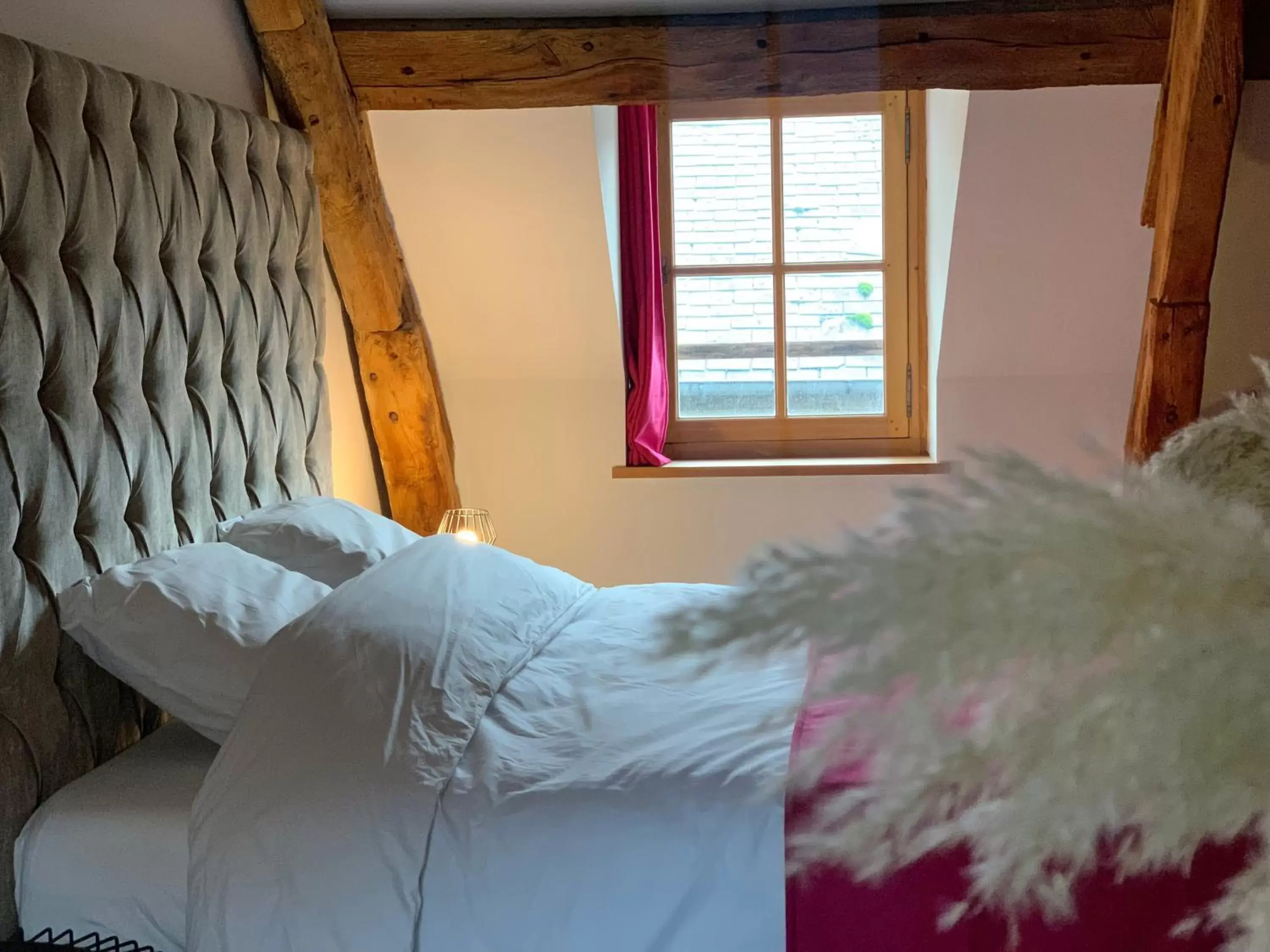 Double Room in L'Ecole des Demoiselles Double Room in L'Ecole des Demoiselles