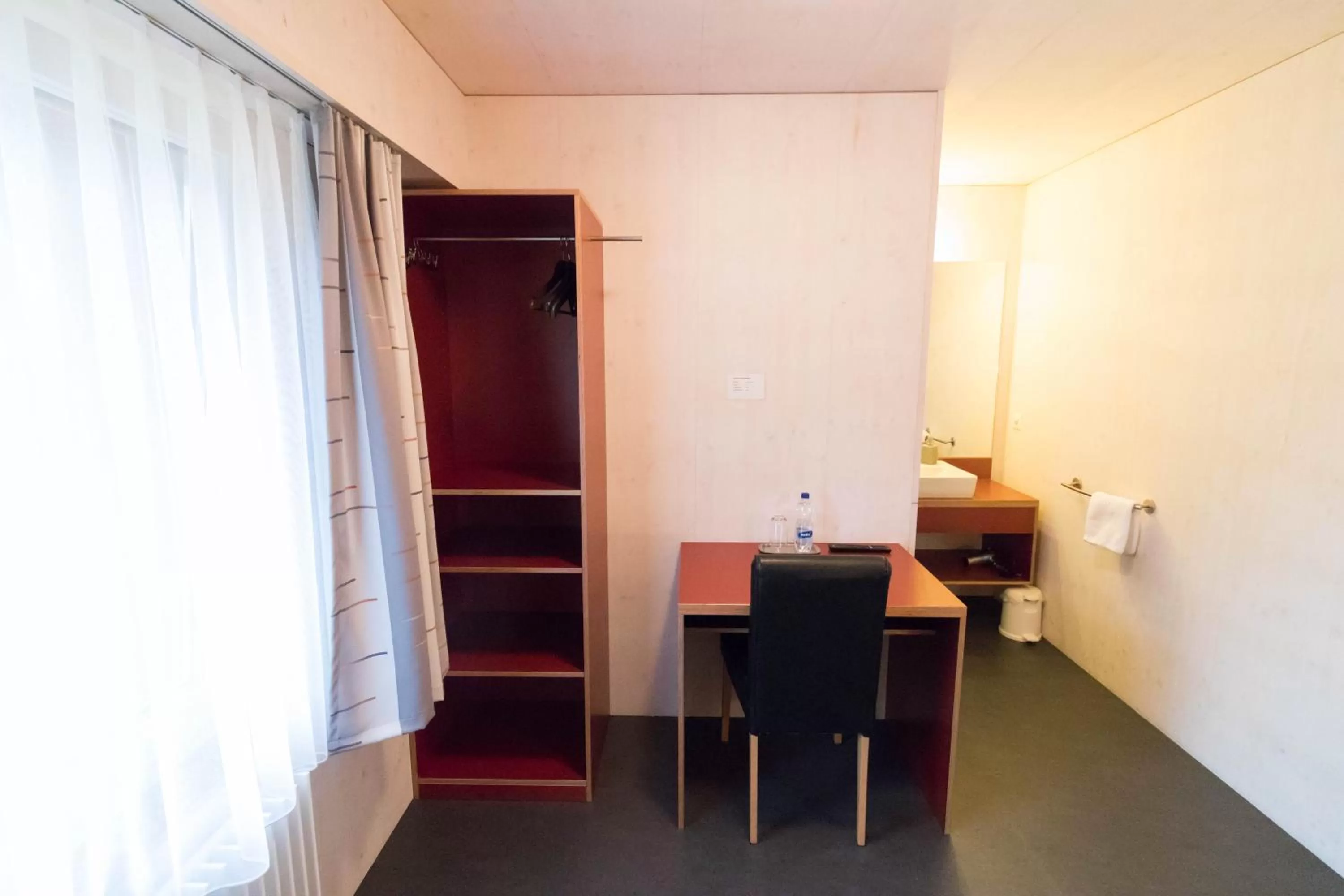 TV/Entertainment Center in Gasthaus Ochsen