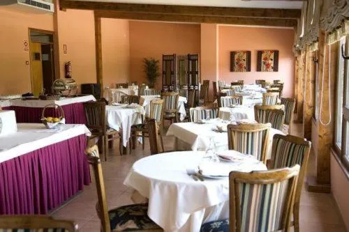 Restaurant/places to eat in Hotel Abeiras