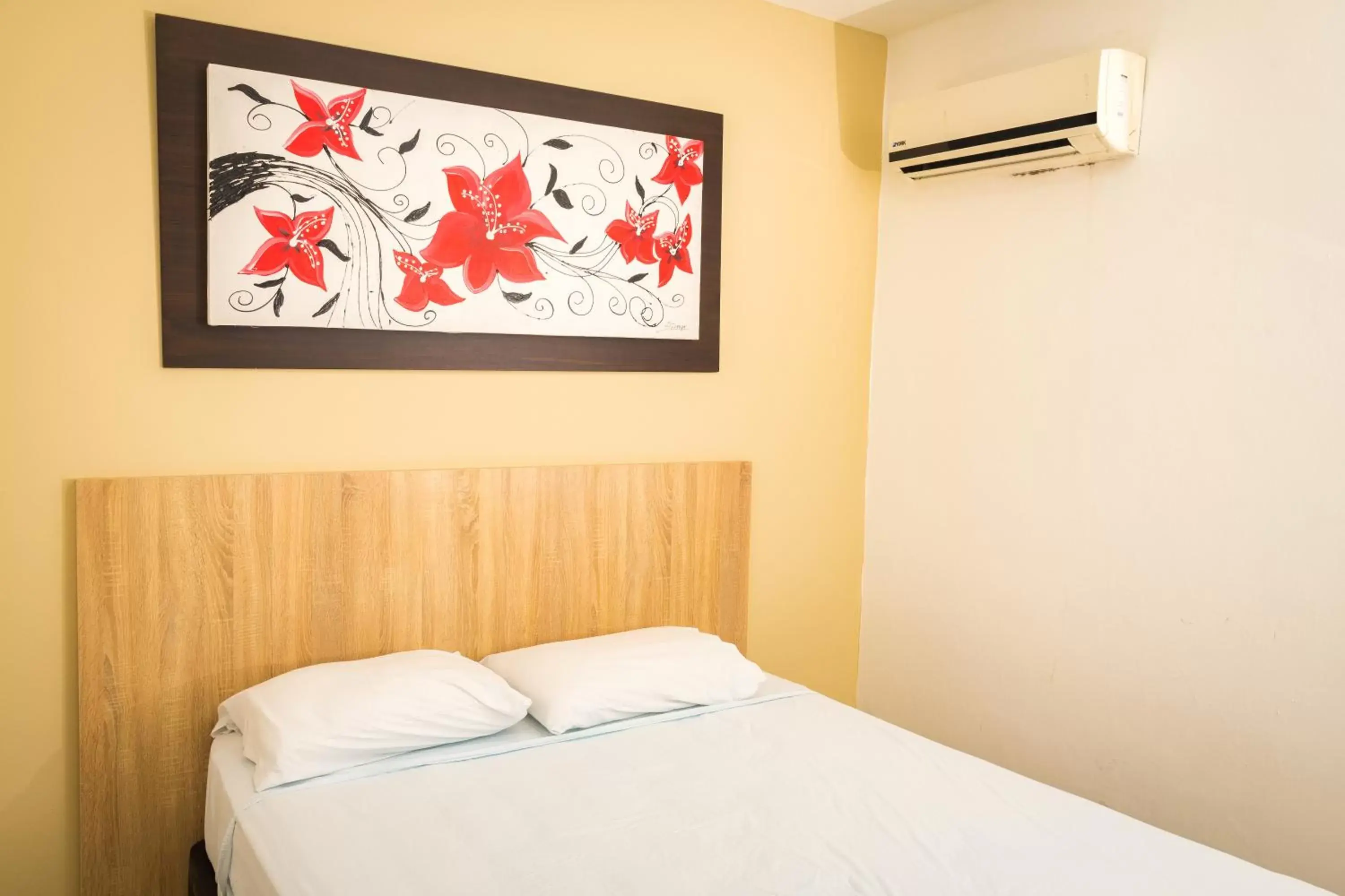 Double Room in Genesis Hotel Double Room in Genesis Hotel