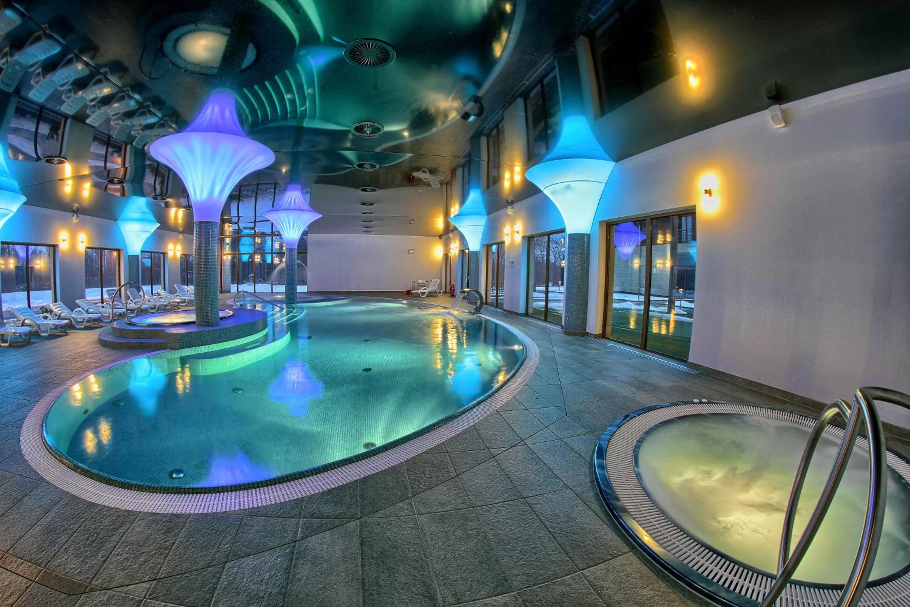 Swimming pool in Hotel Arkas