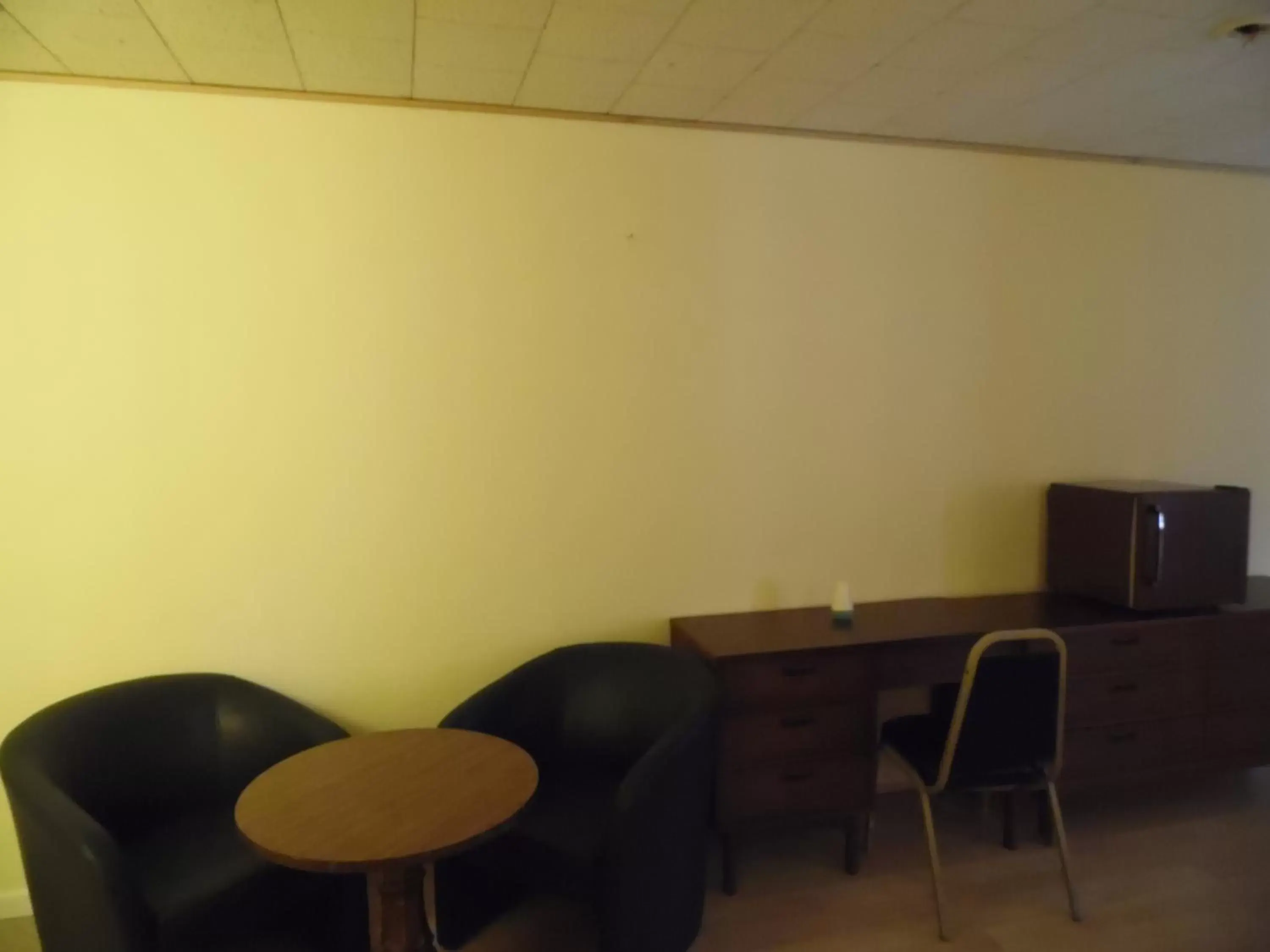 Double Room - Disability Access in Glenwood Inn & Conference Center Double Room - Disability Access in Glenwood Inn & Conference Center