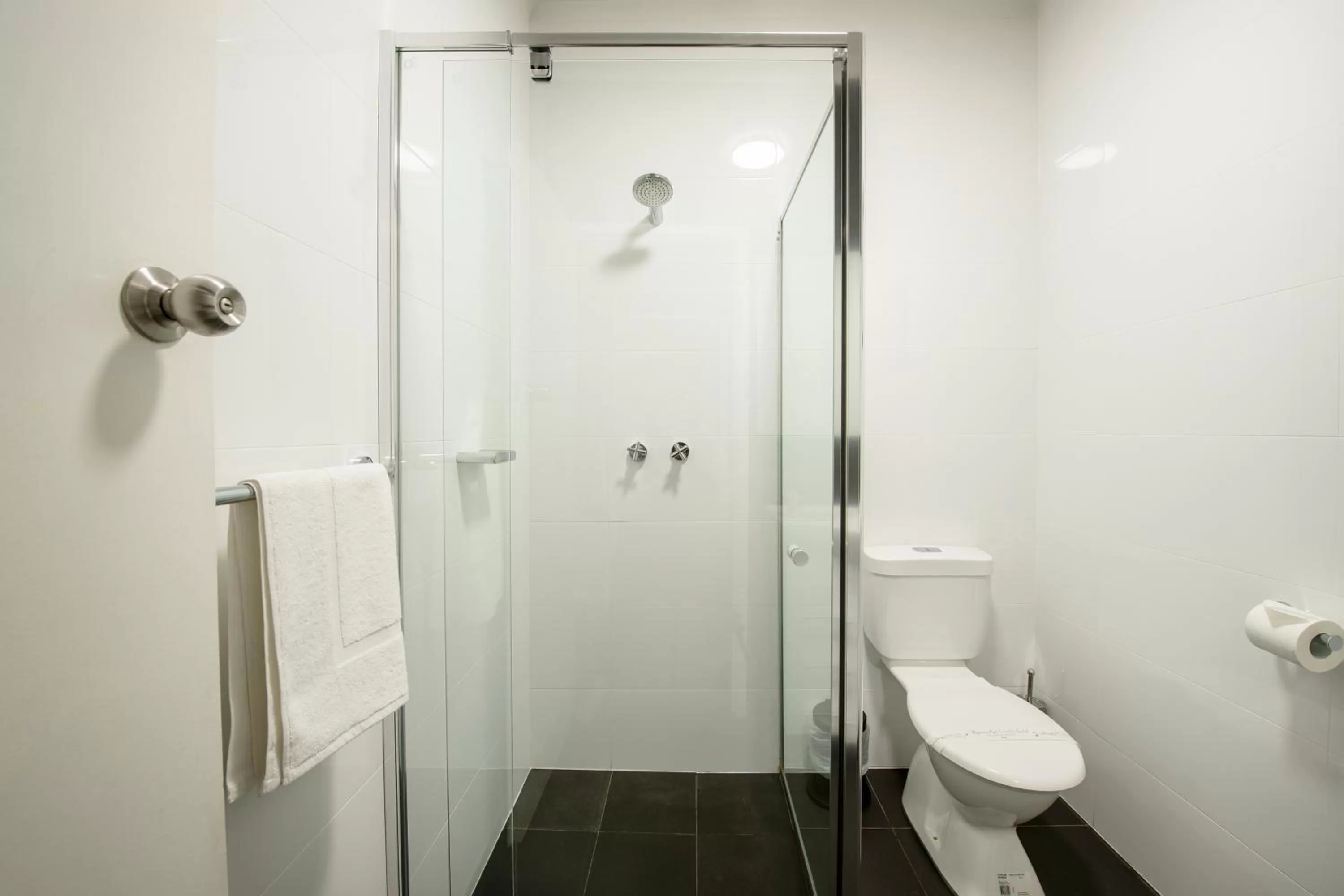 Bathroom in City Centre Motel Hotel