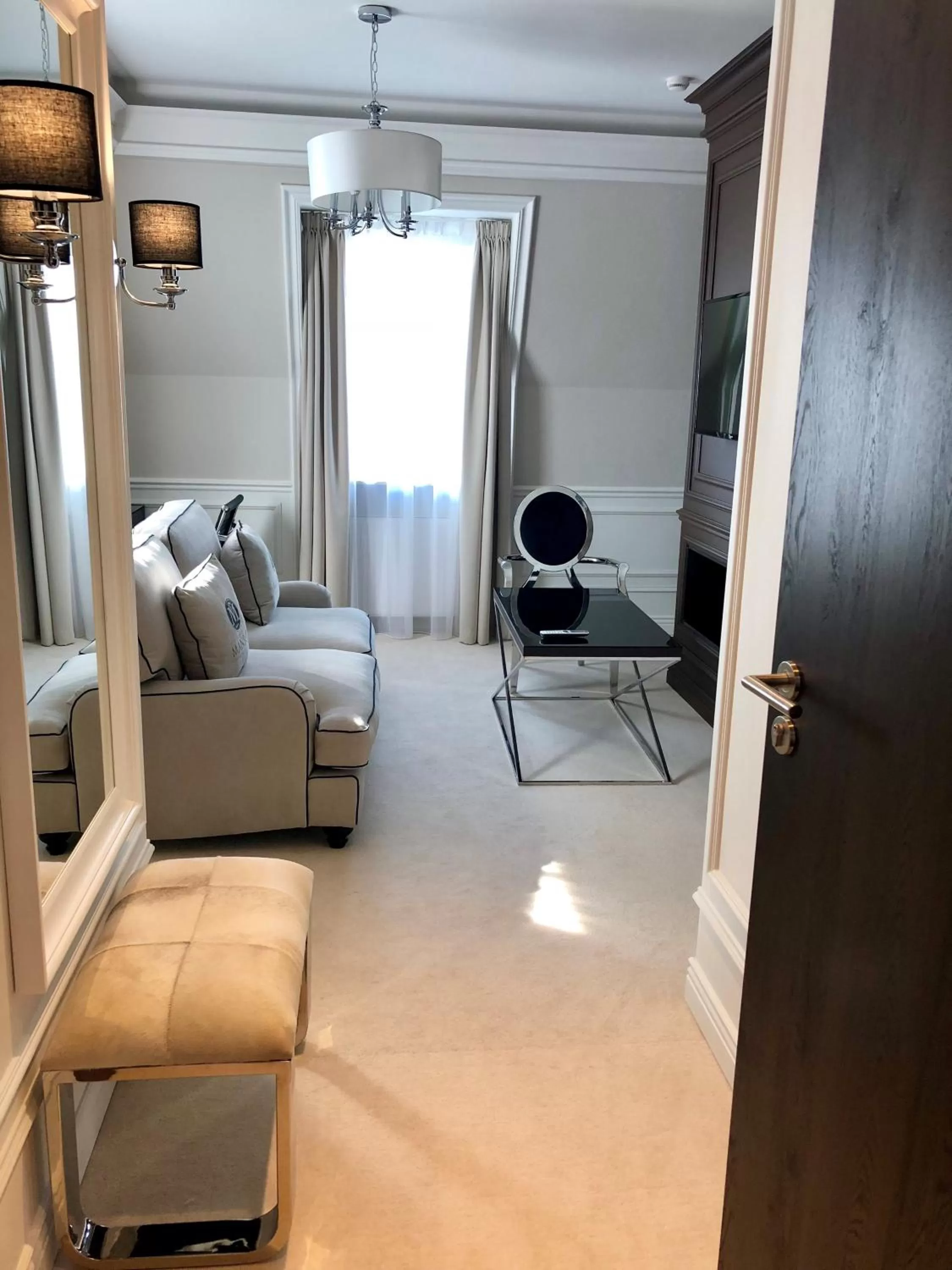 Seating Area in Hotel Mansor