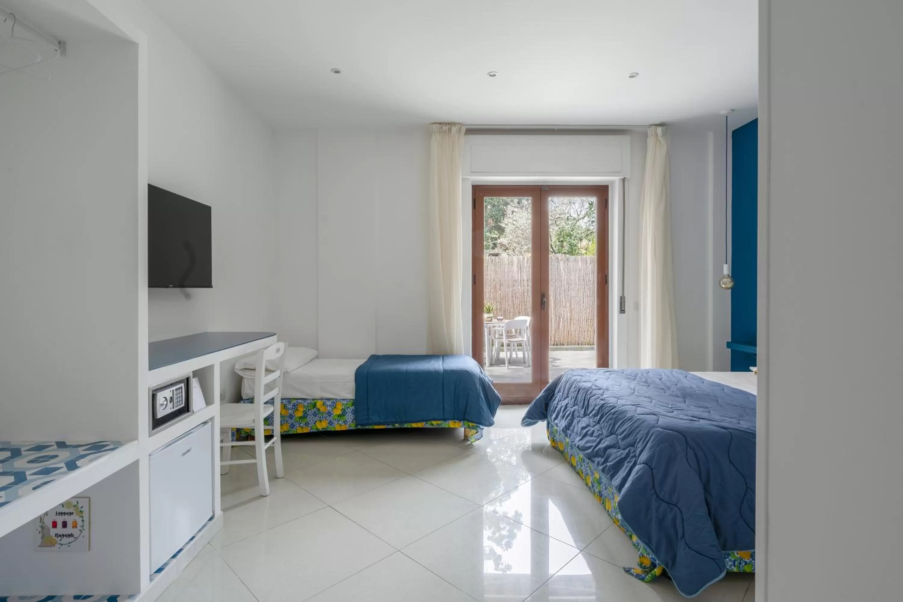 Photo of the whole room, Bed in Giardino Archeologico