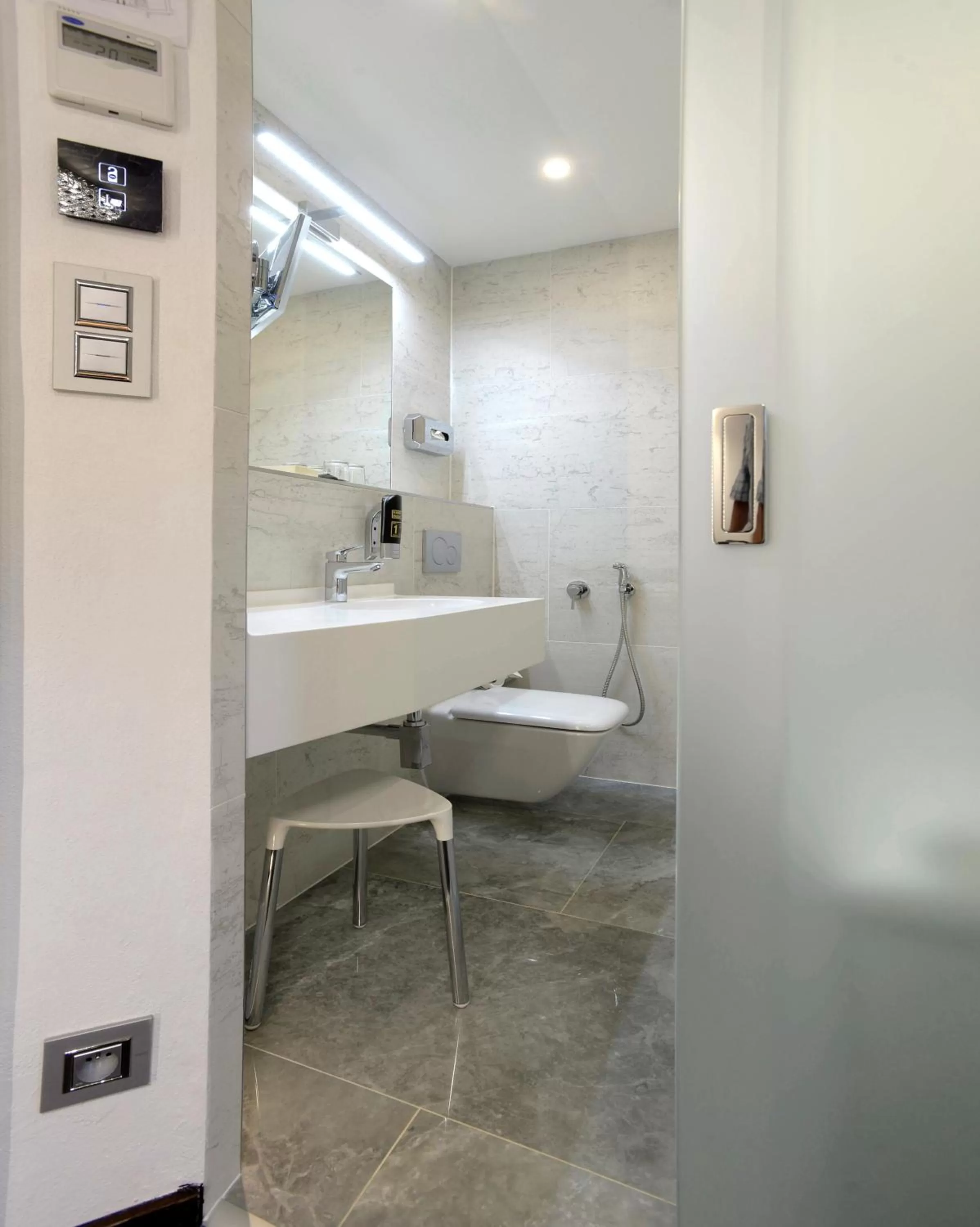 Bathroom in Hotel Grand