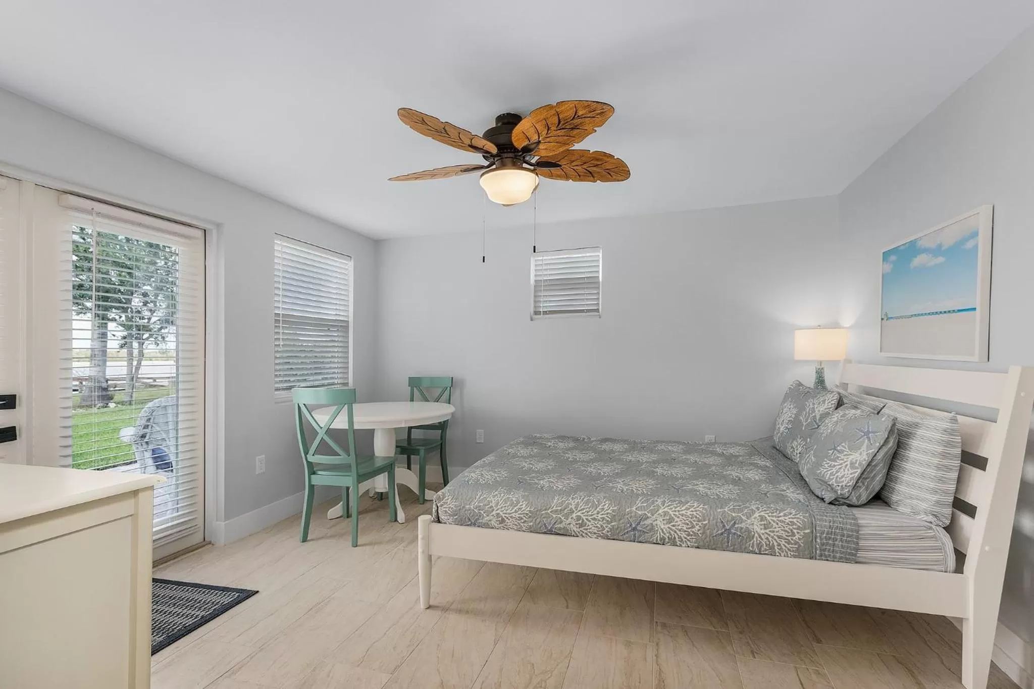 Bed in Matlacha on Shoreview