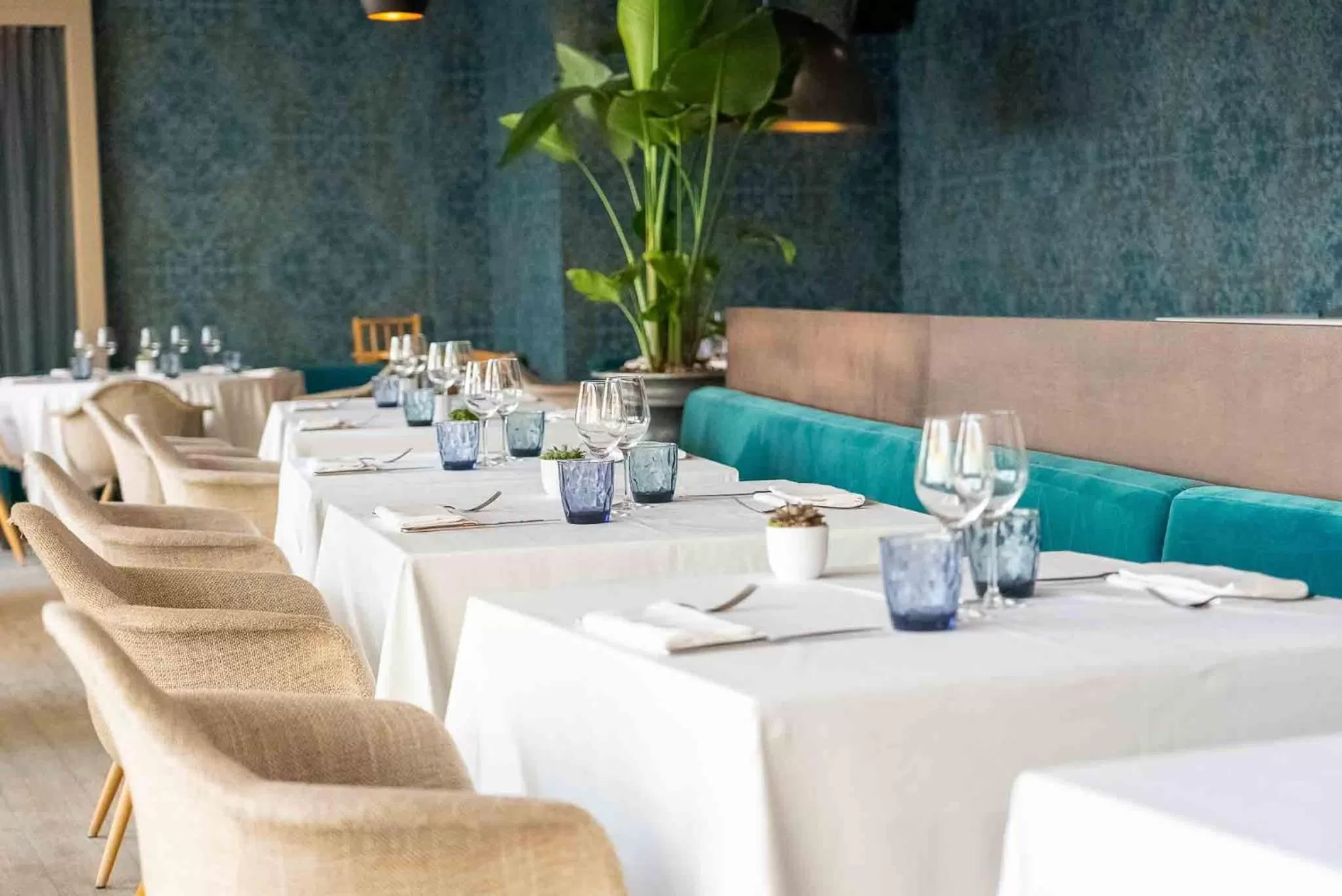 Restaurant/places to eat in Pullman Cannes Mandelieu