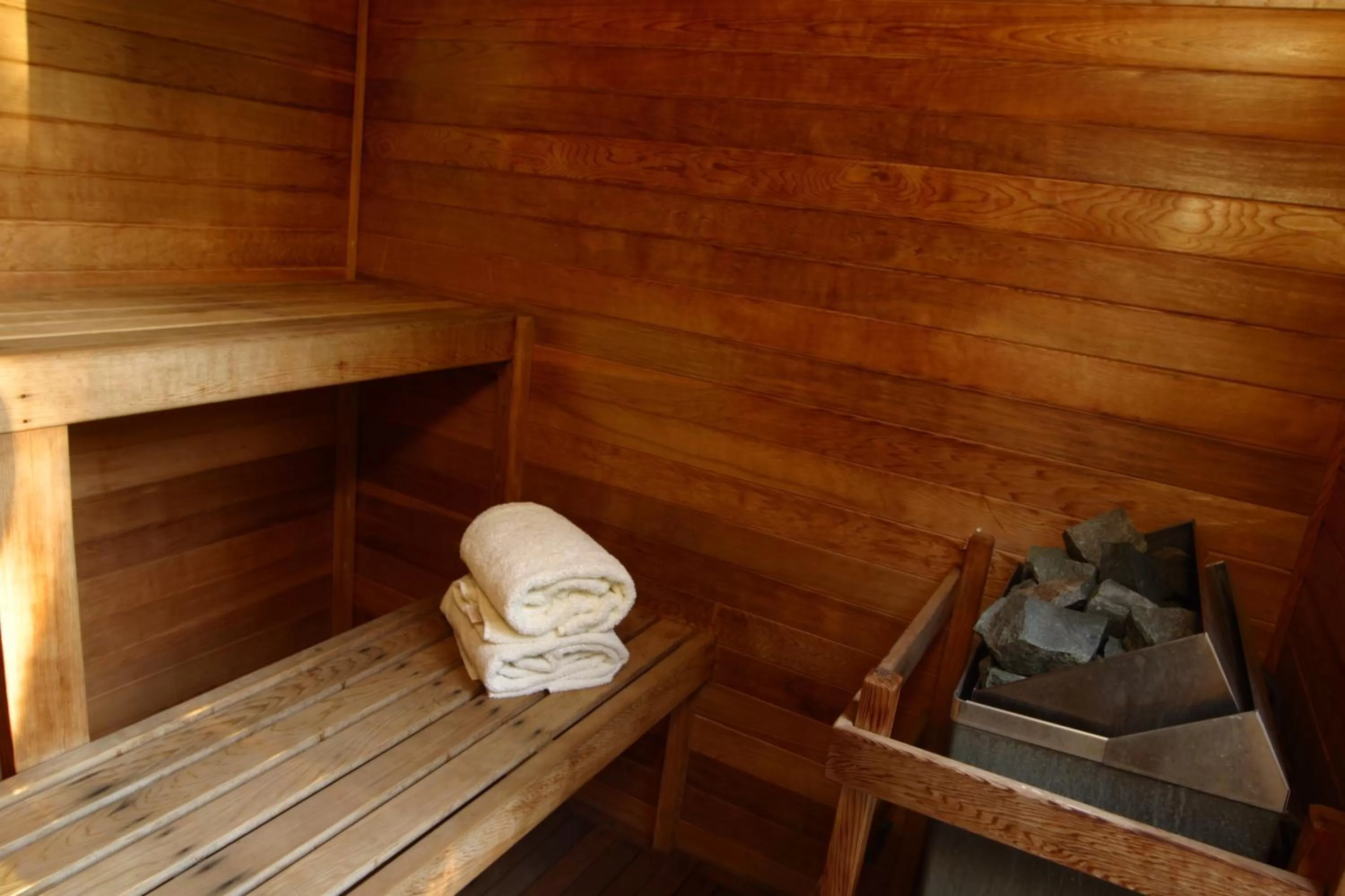 Hennessey House Bed and Breakfast