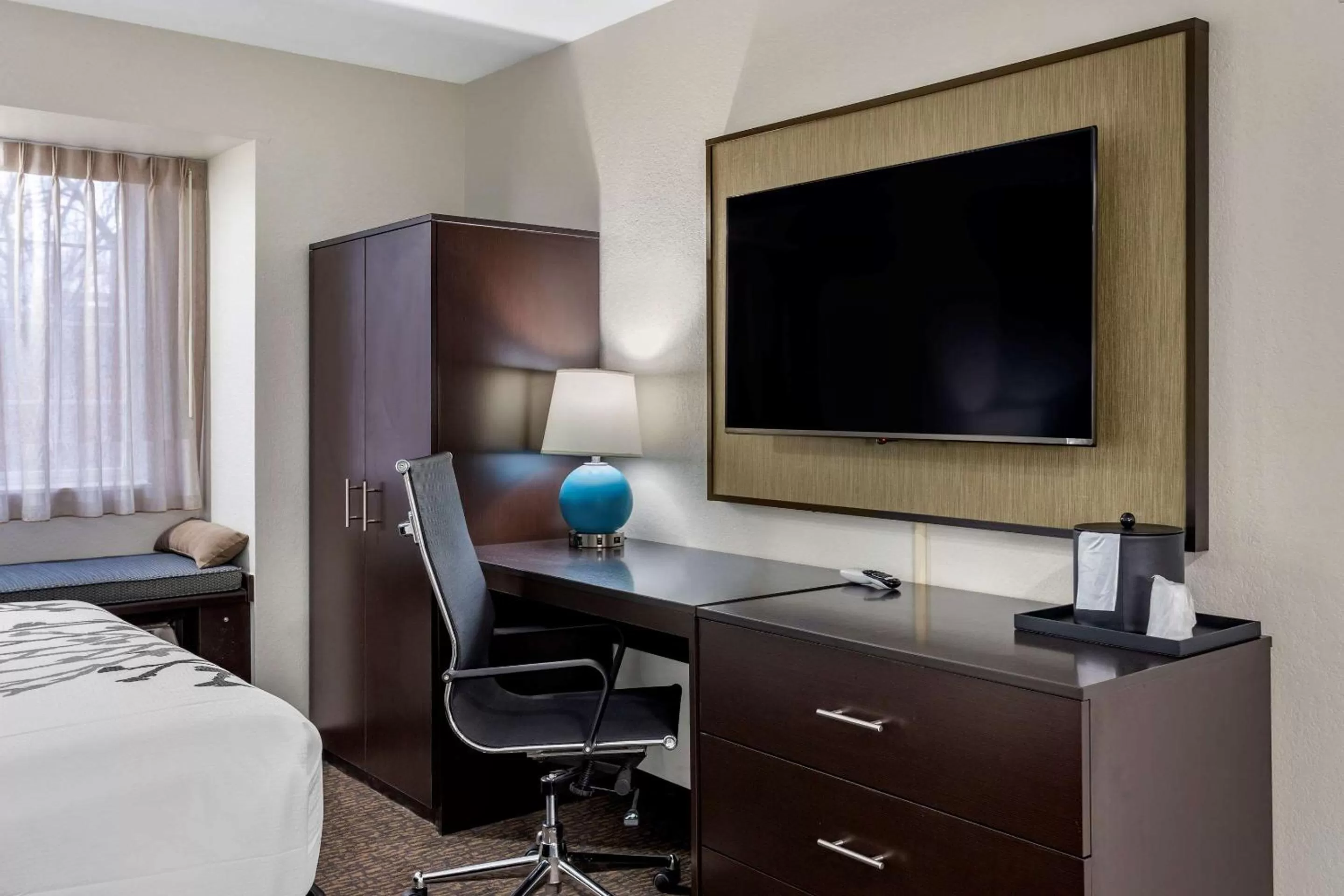 Photo of the whole room, Bed in Sleep Inn St Robert-Fort Leonard Wood