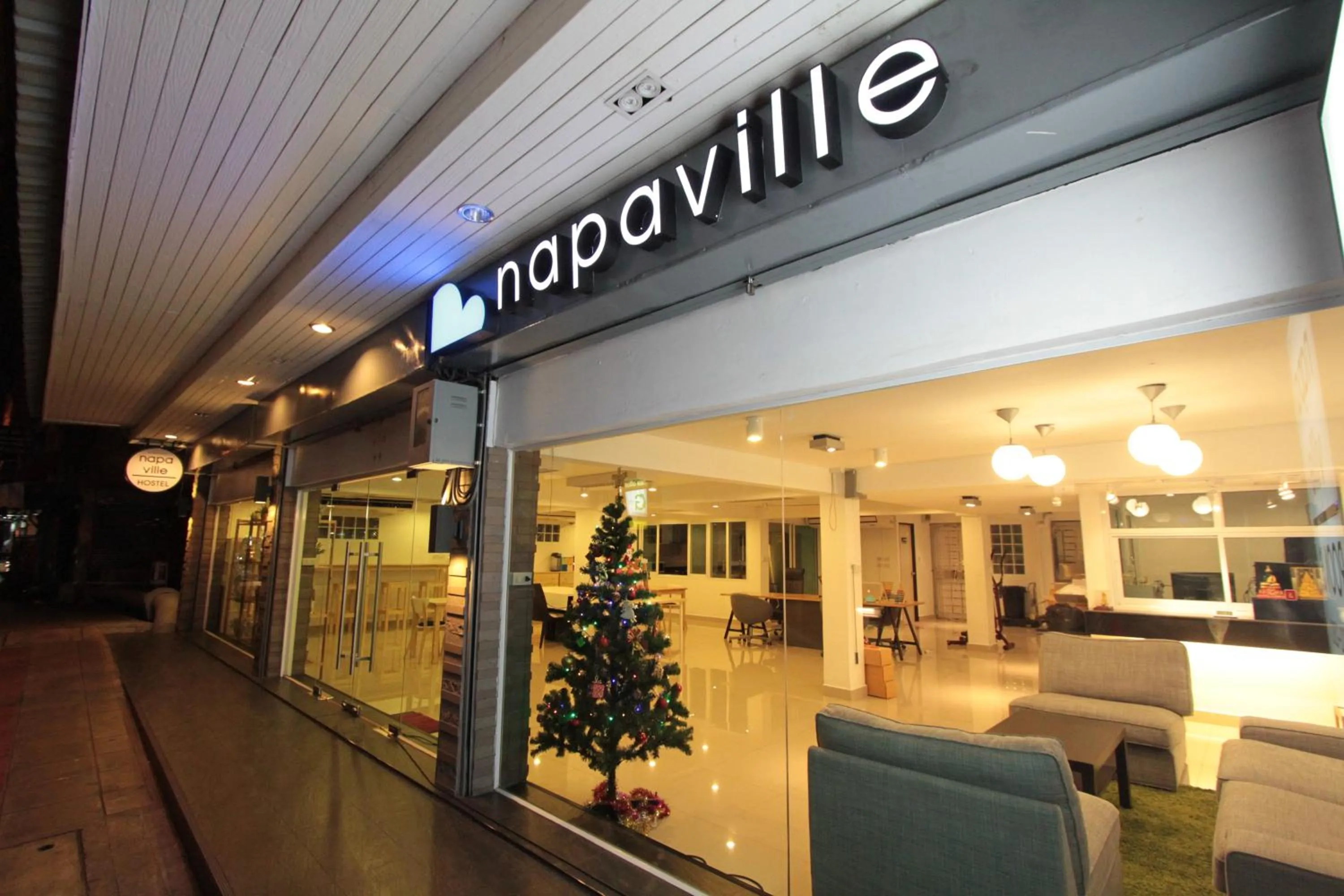 Lobby or reception in Napaville Huai Khwang