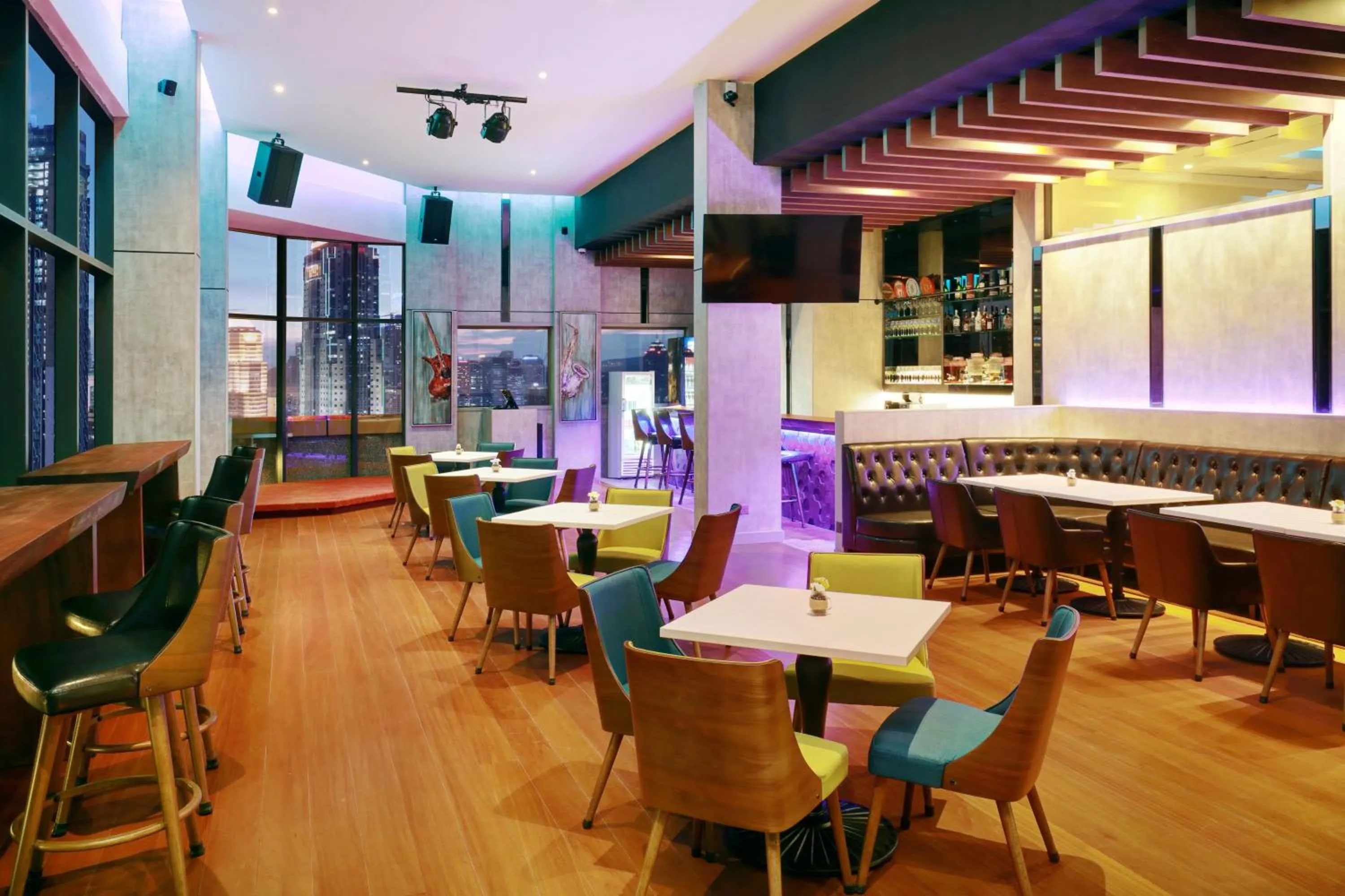Lounge or bar in ibis Kuala Lumpur City Centre