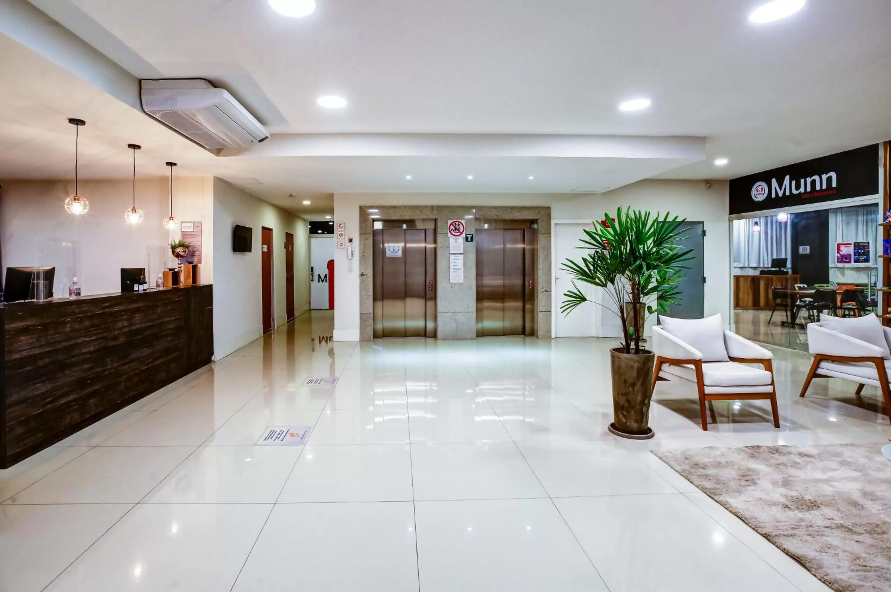 Lobby or reception in Go Inn Contagem - MG