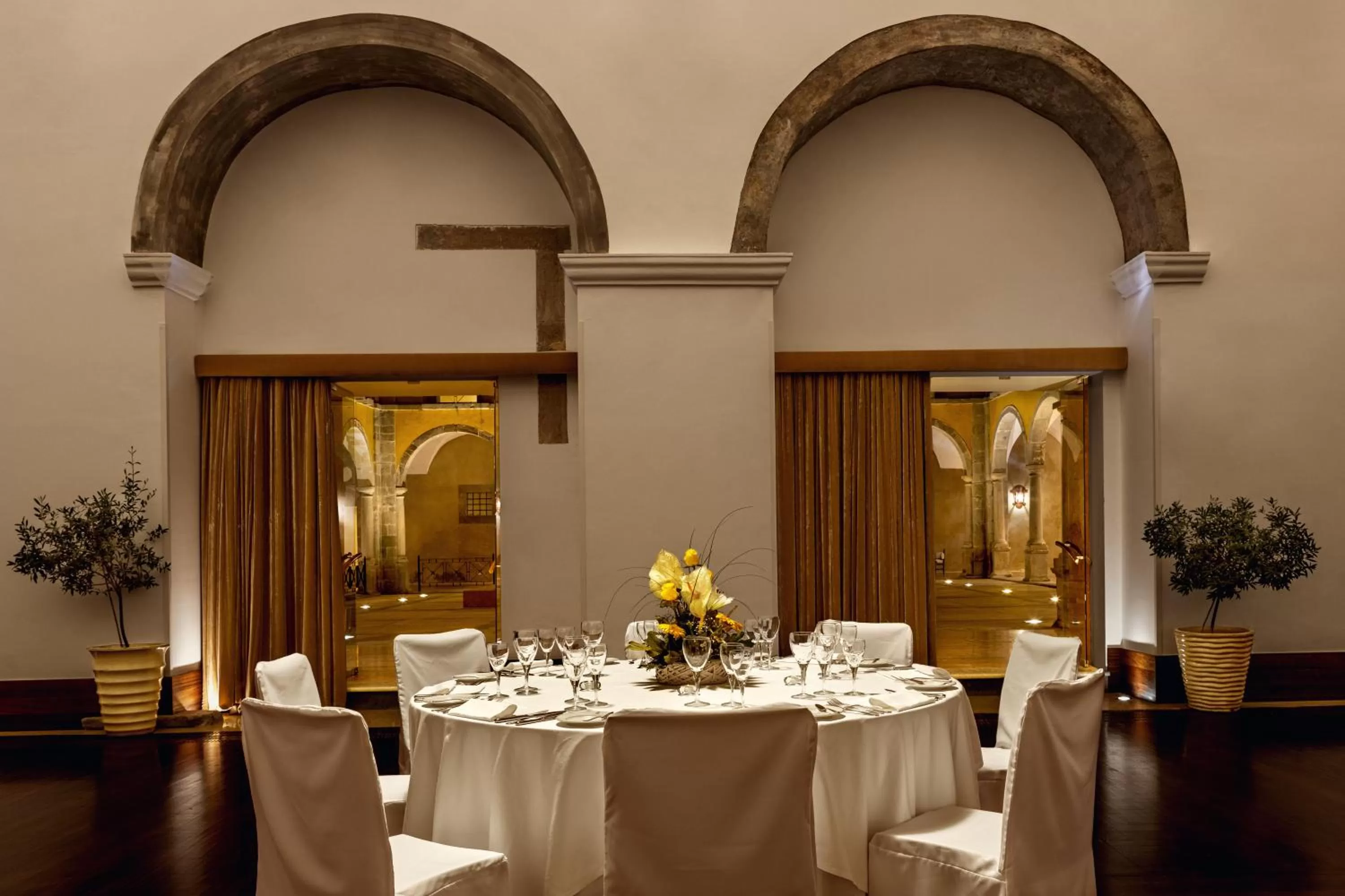 Restaurant/places to eat in Pousada Convento de Tavira