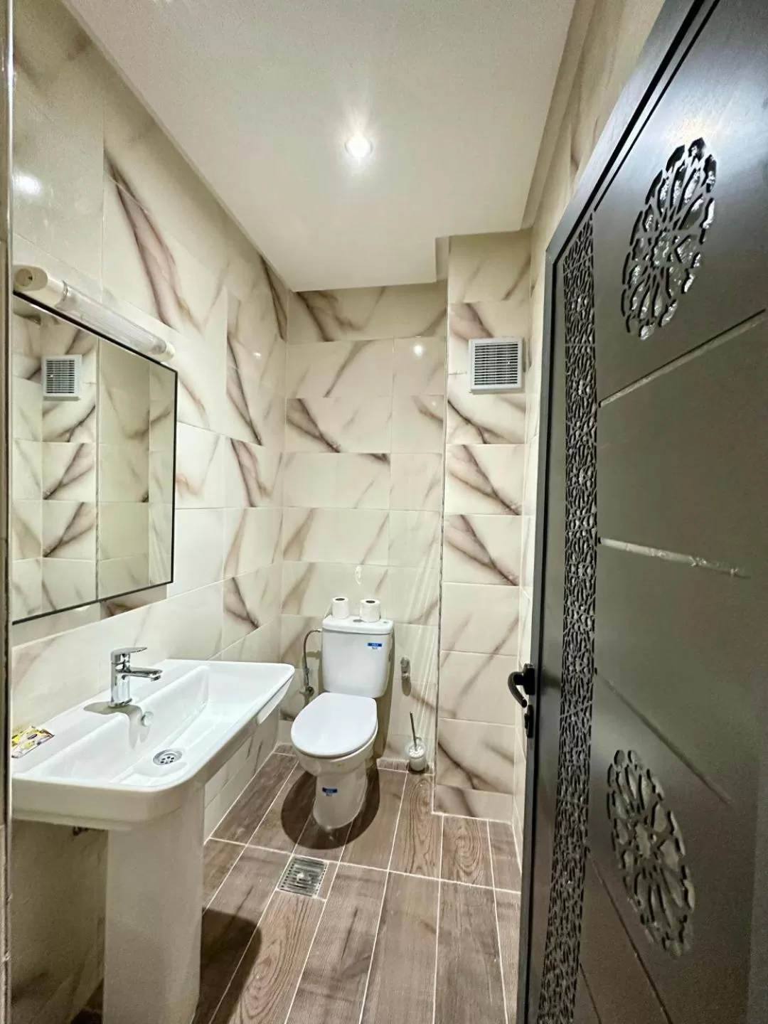 Bathroom in Hôtel Restaurant Zaghro