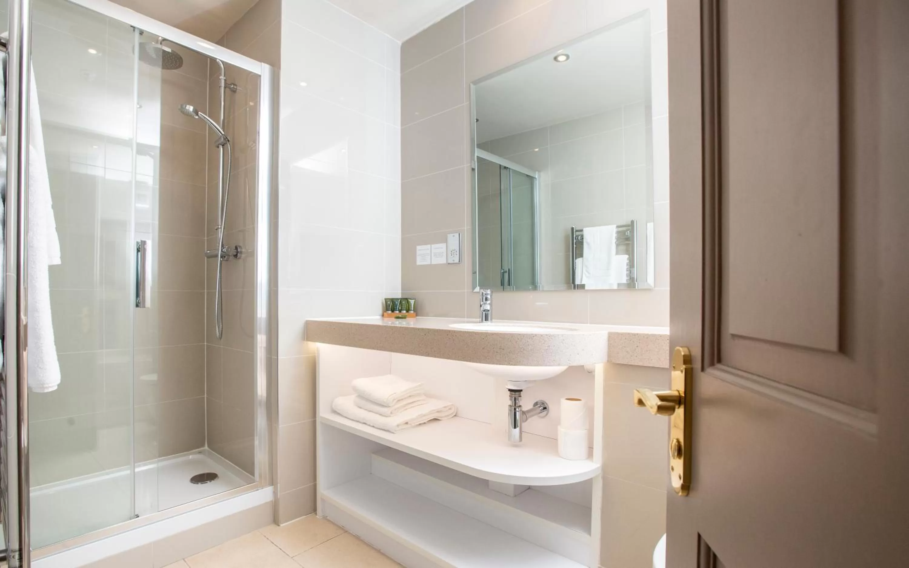 Shower in The Devonshire Grassington