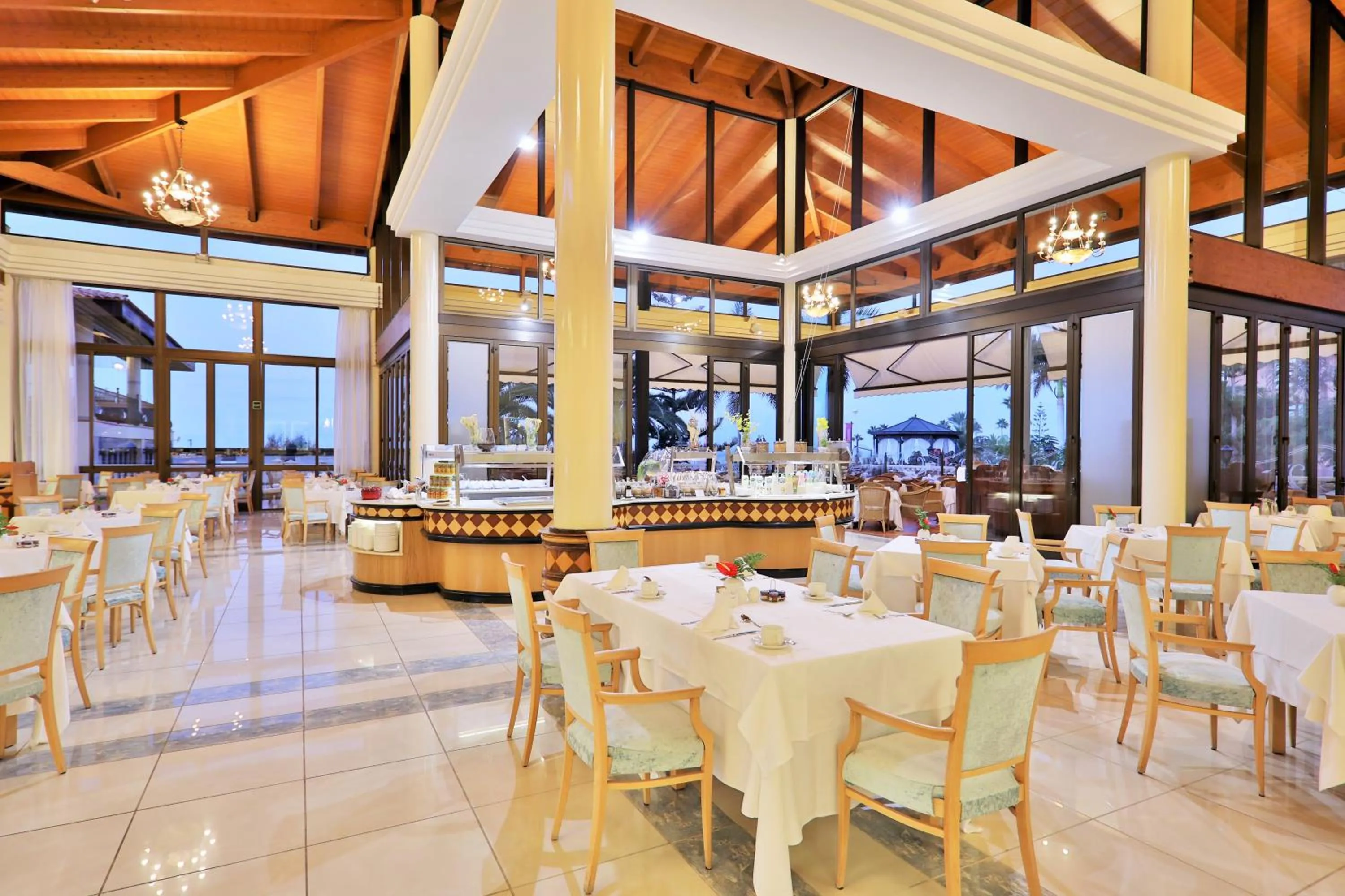 Restaurant/places to eat in Iberostar Selection Anthelia