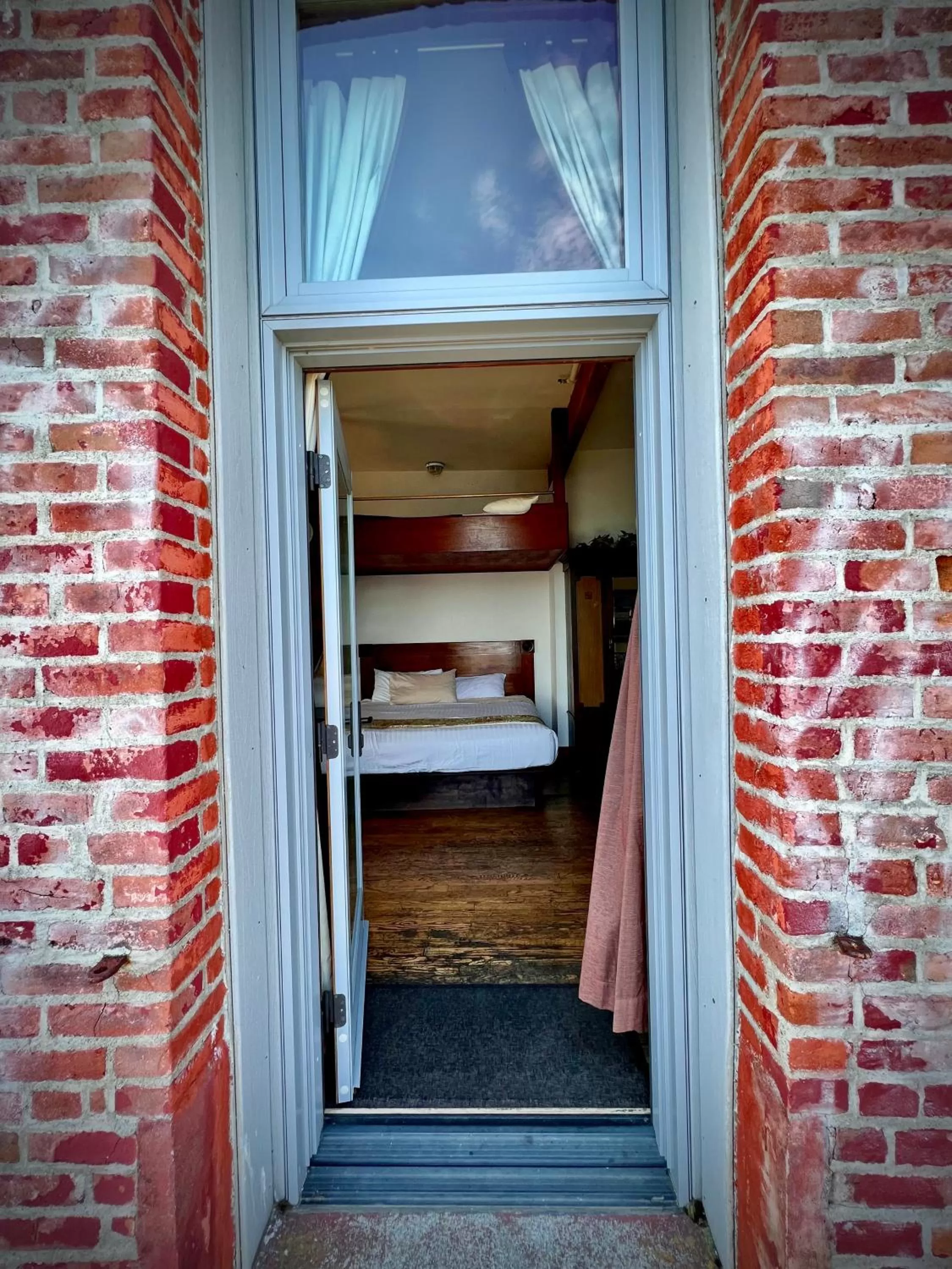 Bed in The Monarch Hotel