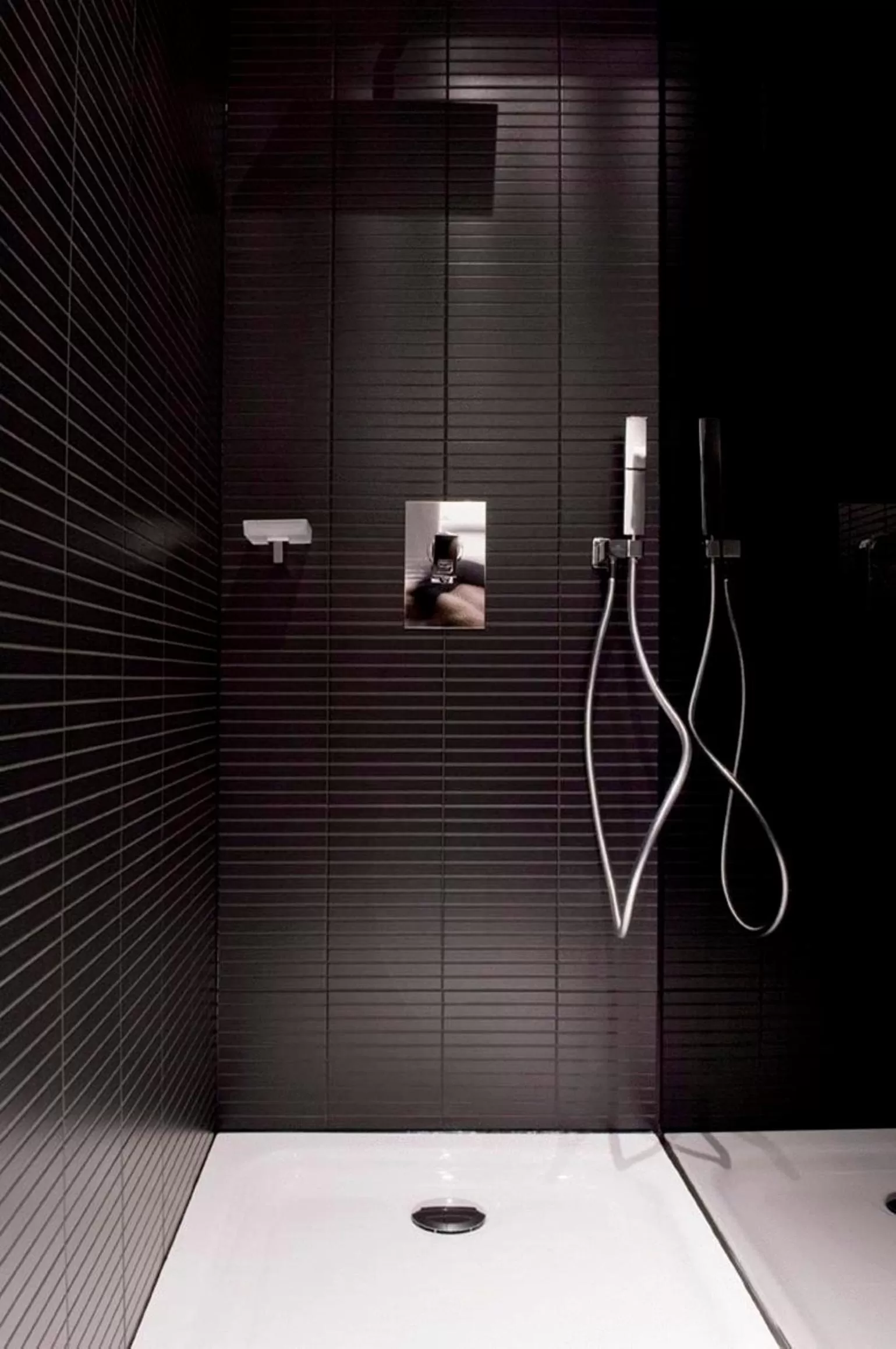 Standard Double Room with Shower - single occupancy in Carbon Hotel