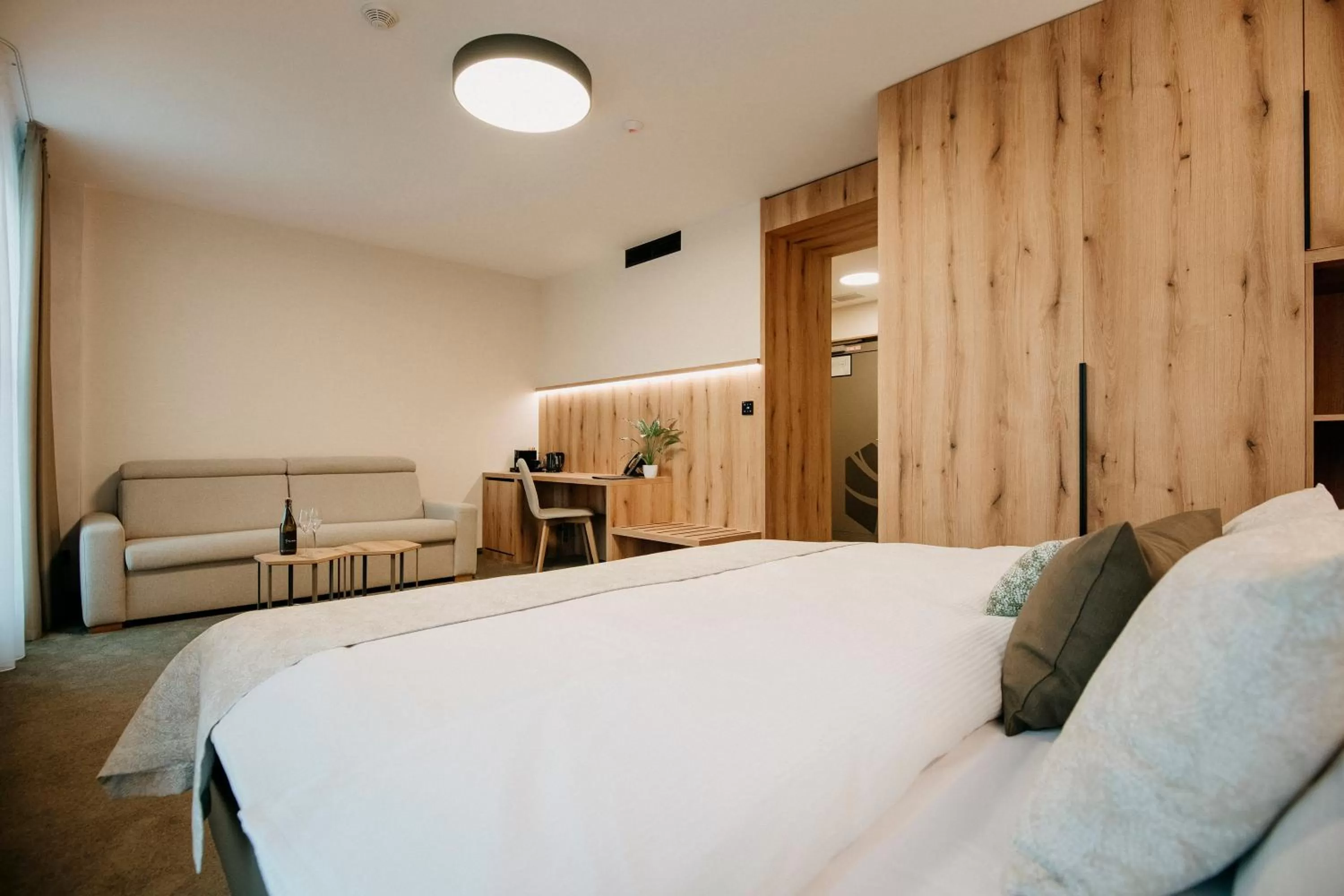 Photo of the whole room, Bed in RM Hotel Wellness & Congress