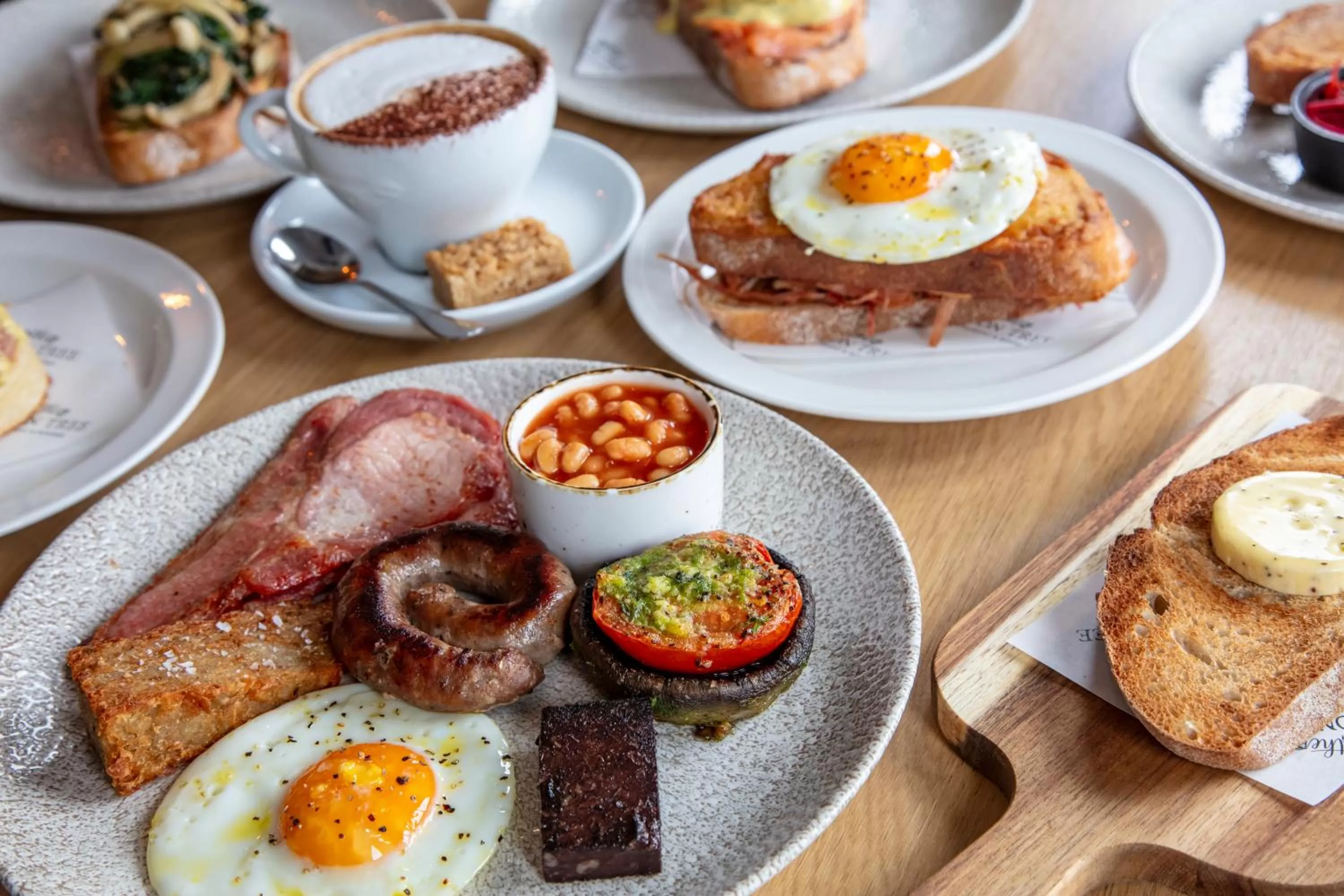 Breakfast in The Lemon Tree