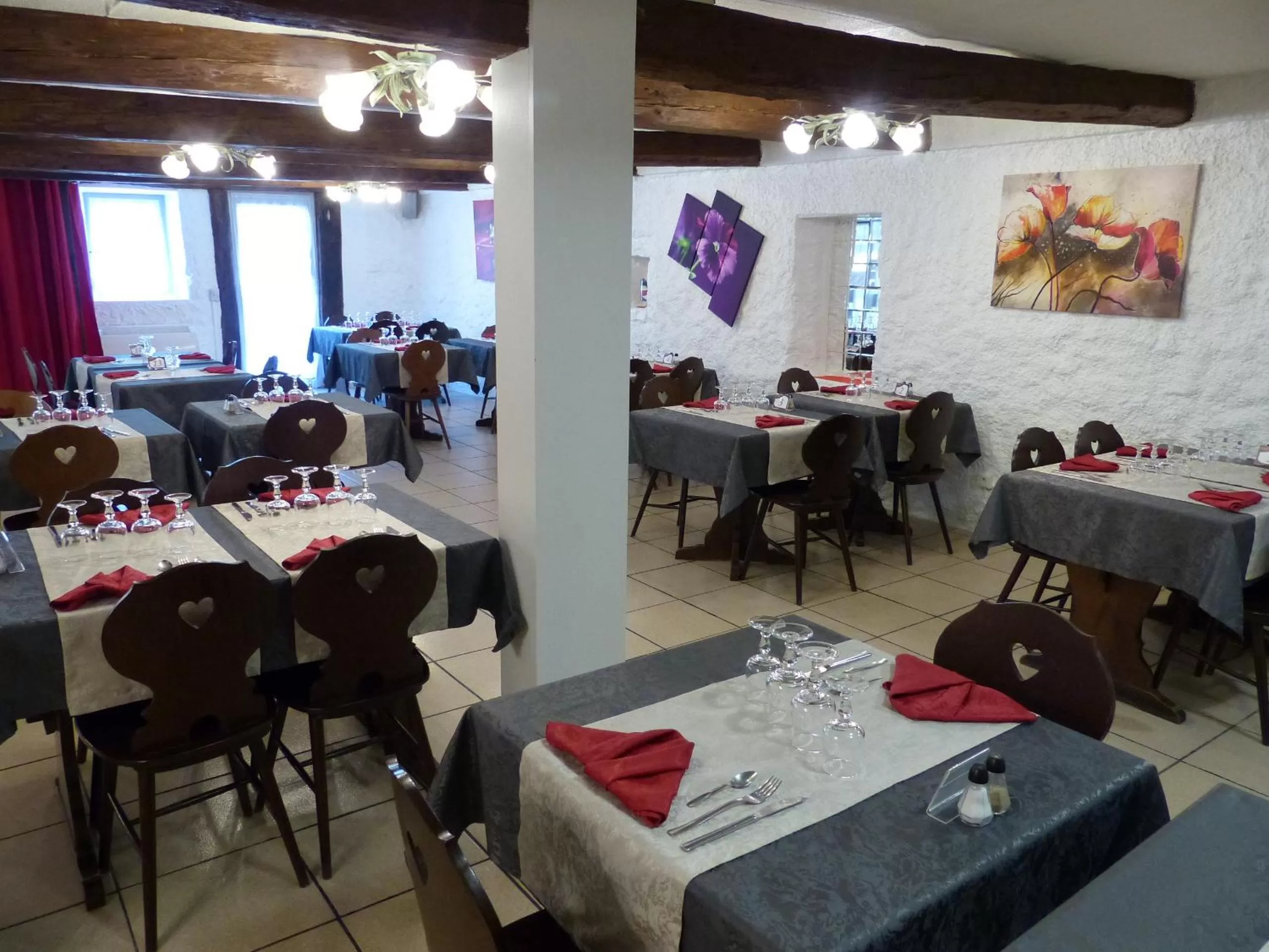 Restaurant/places to eat in La Vieille Ferme