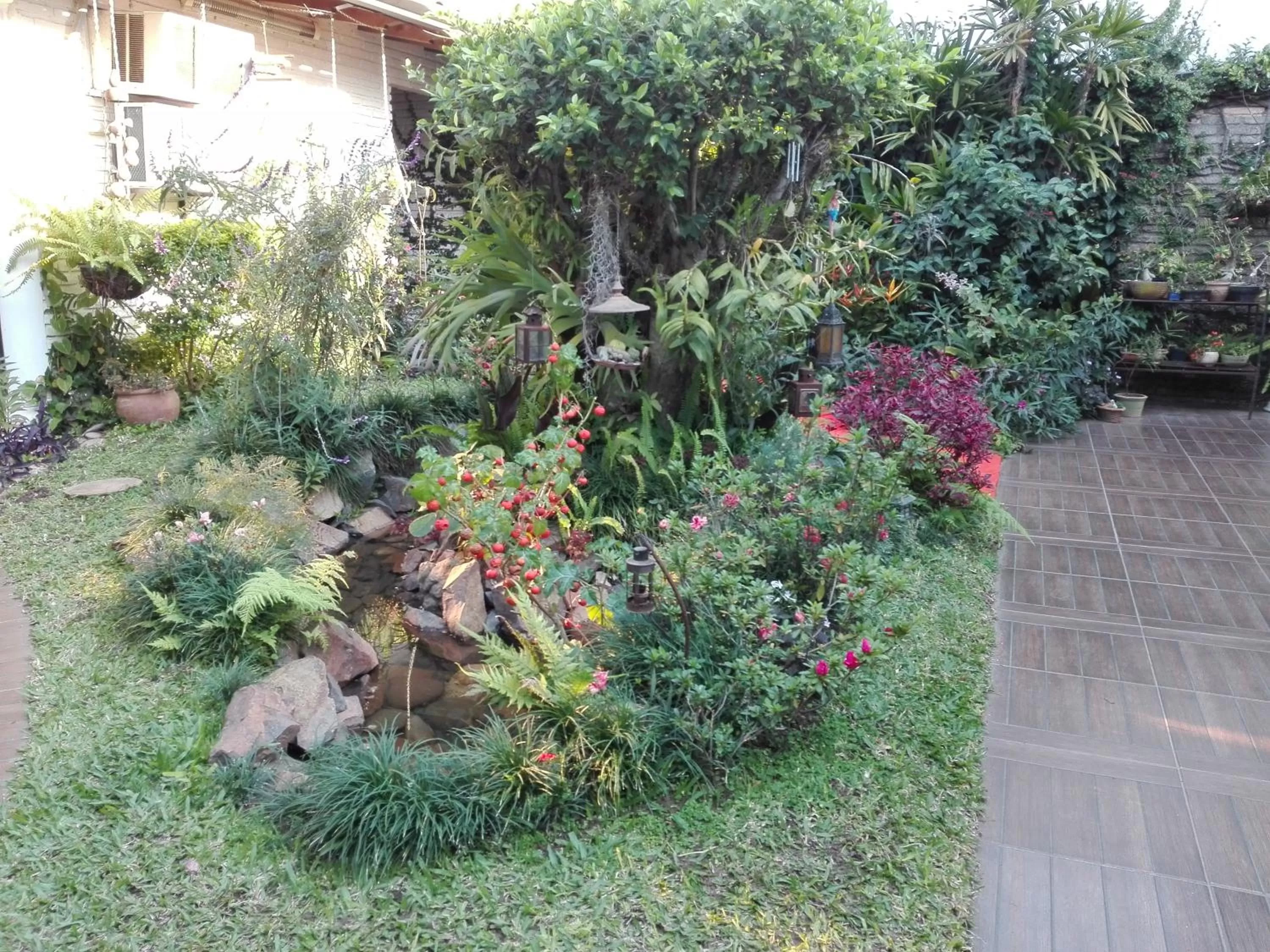 Garden in Granados B&B