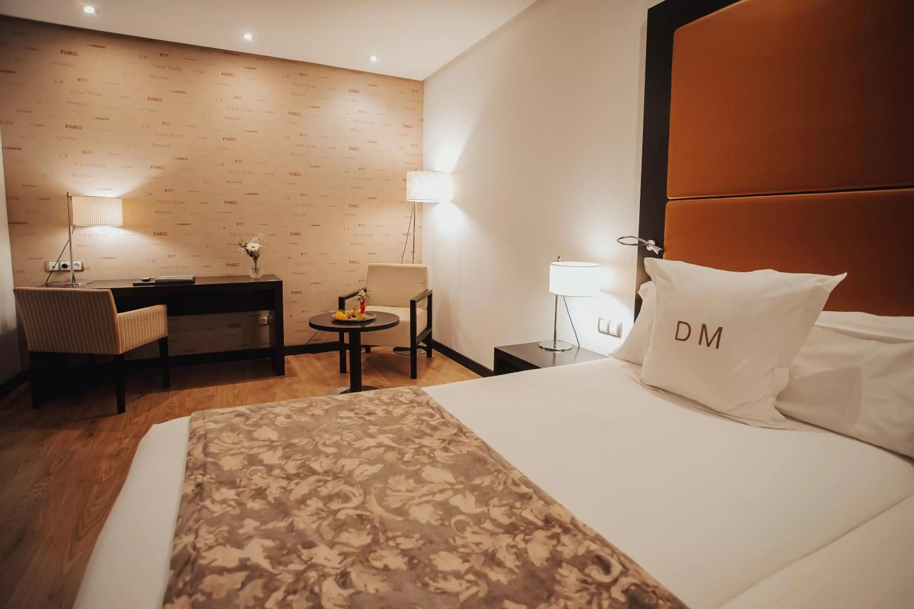 Photo of the whole room, Bed in Gran Hotel Don Manuel