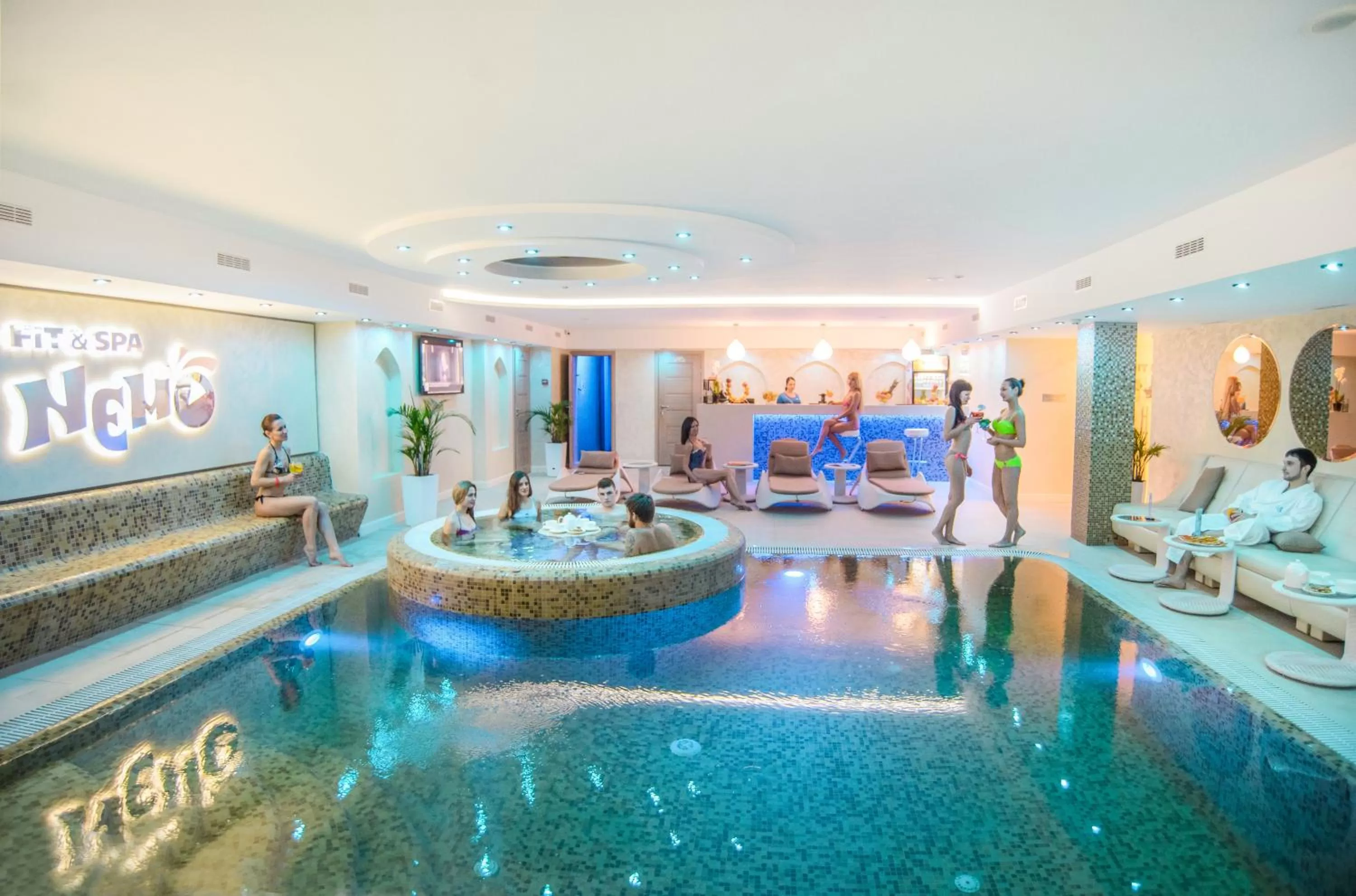 Spa and wellness centre/facilities, Swimming Pool in Hotel & Spa NEMO with dolphins
