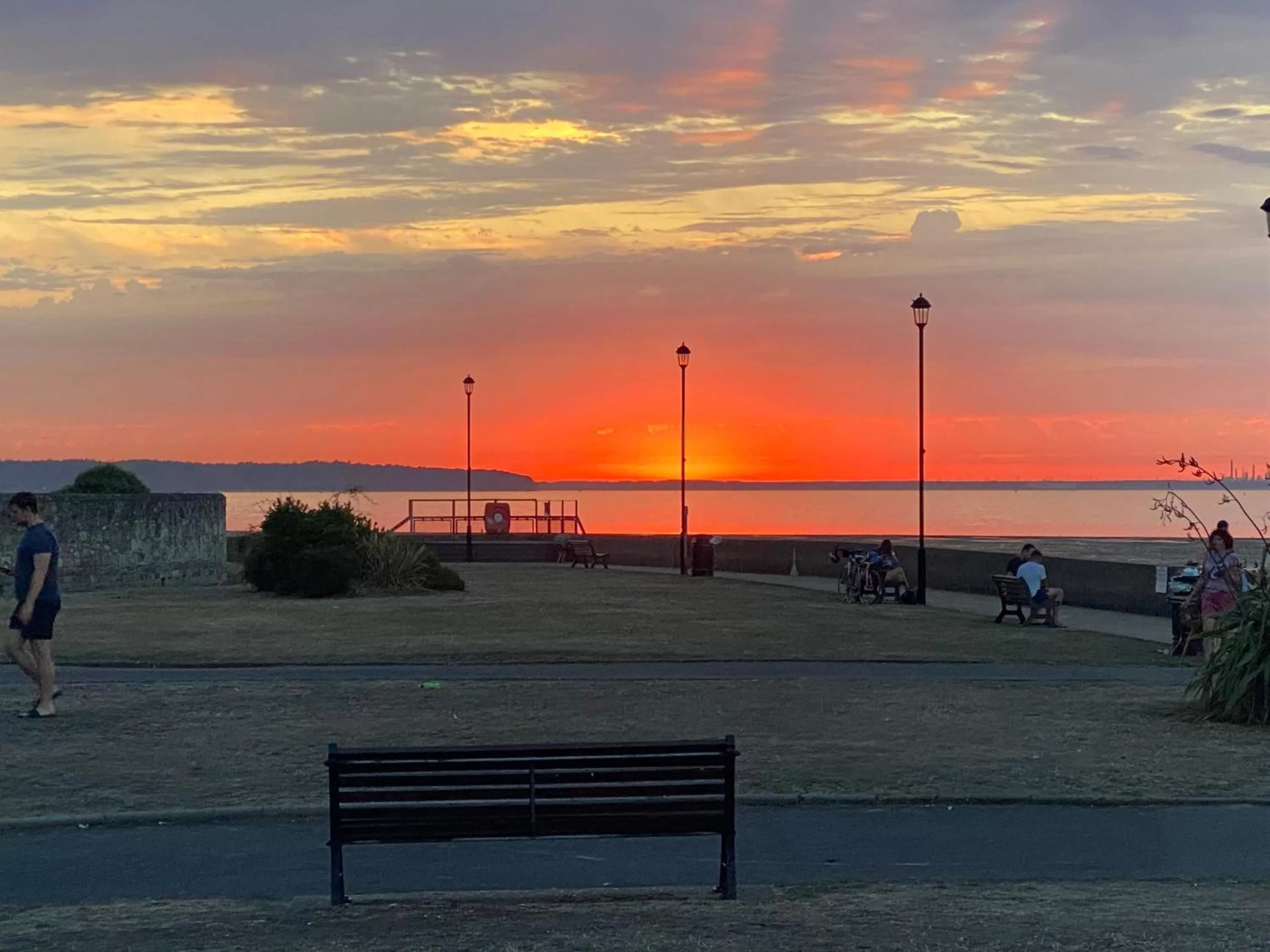 The Veteran Hotel & Bar