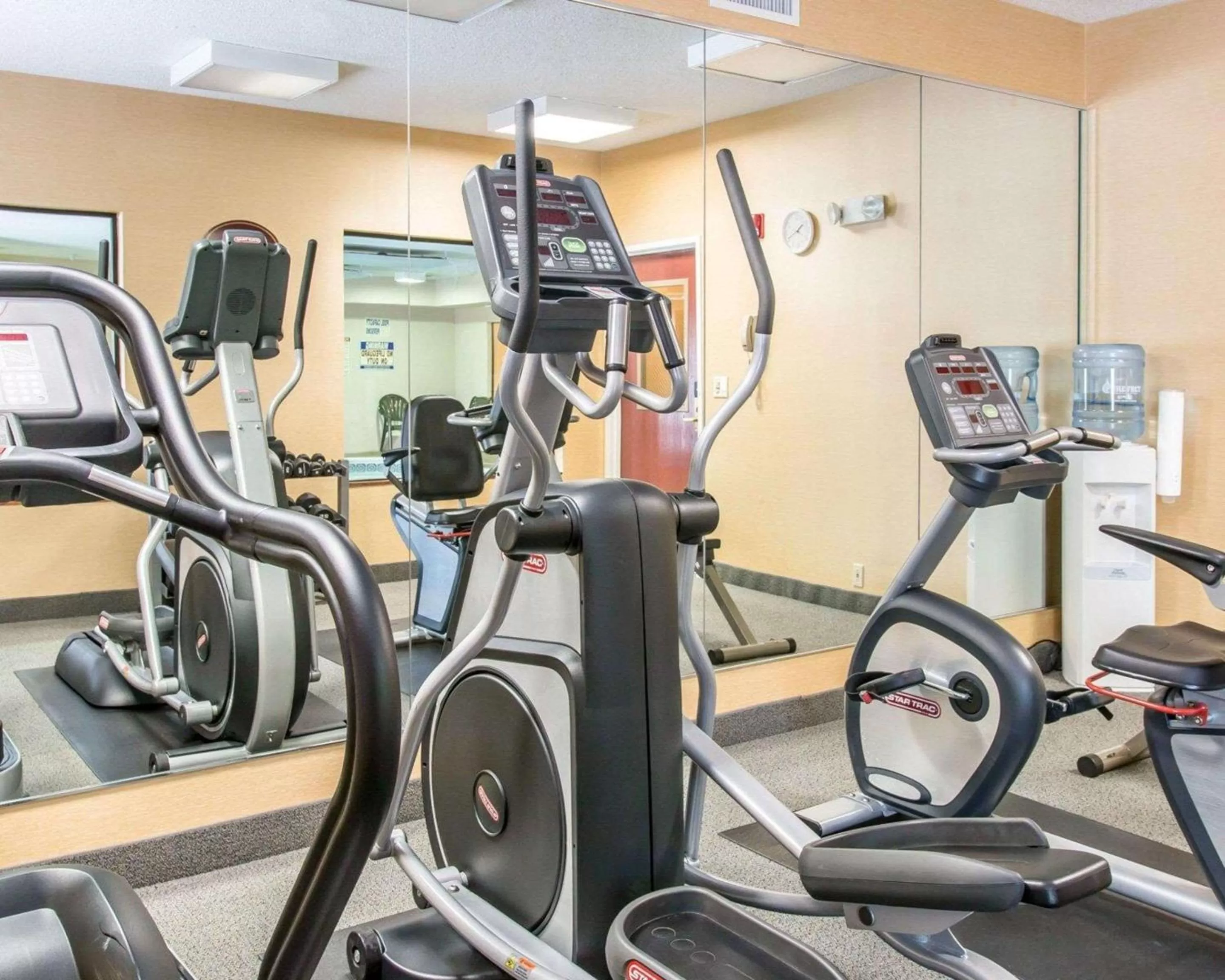Fitness centre/facilities in Quality Inn & Suites Niles