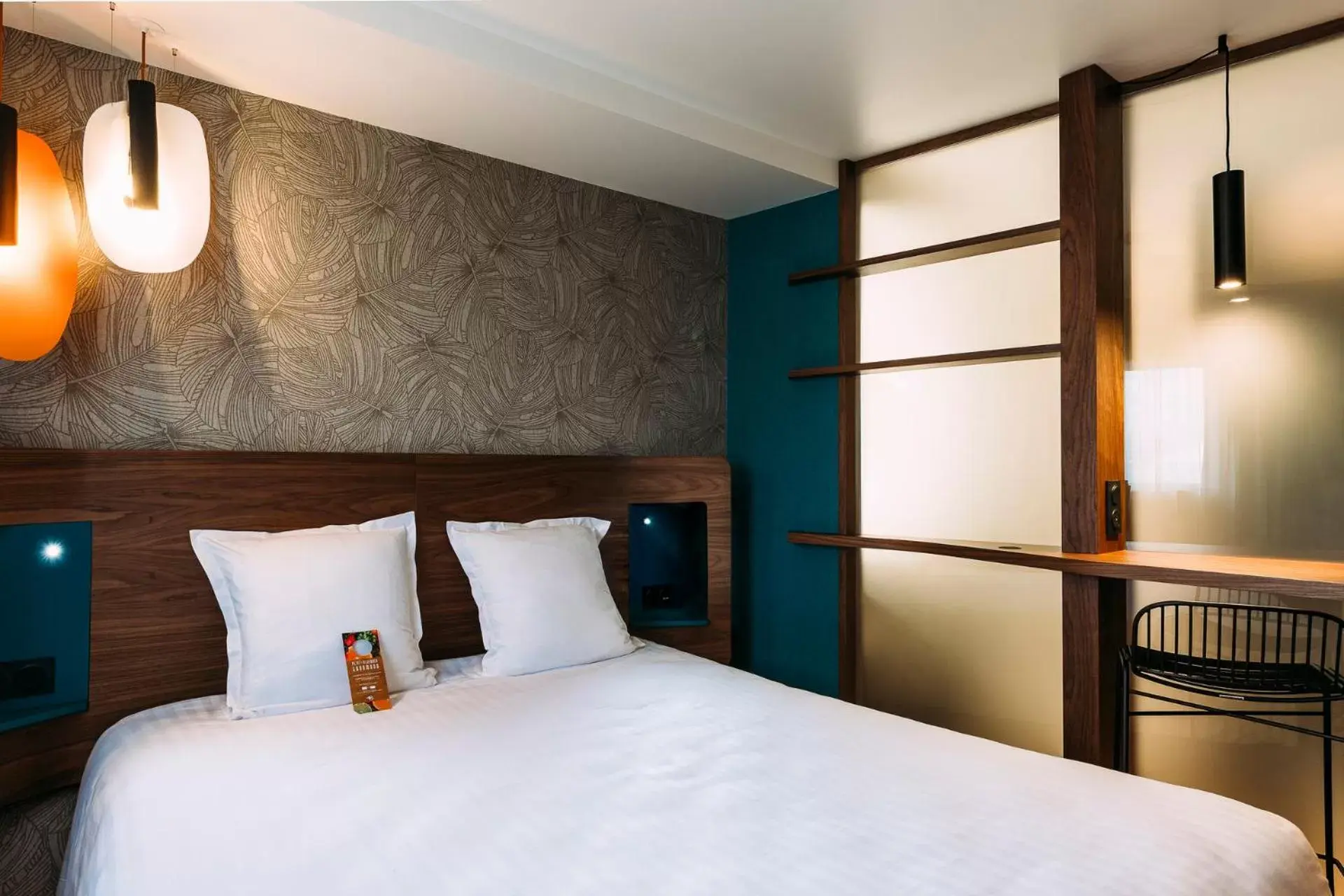 Superior Double or Twin Room in Oceania Paris Porte De Versailles Superior Double or Twin Room in Oceania Paris Porte De Versailles