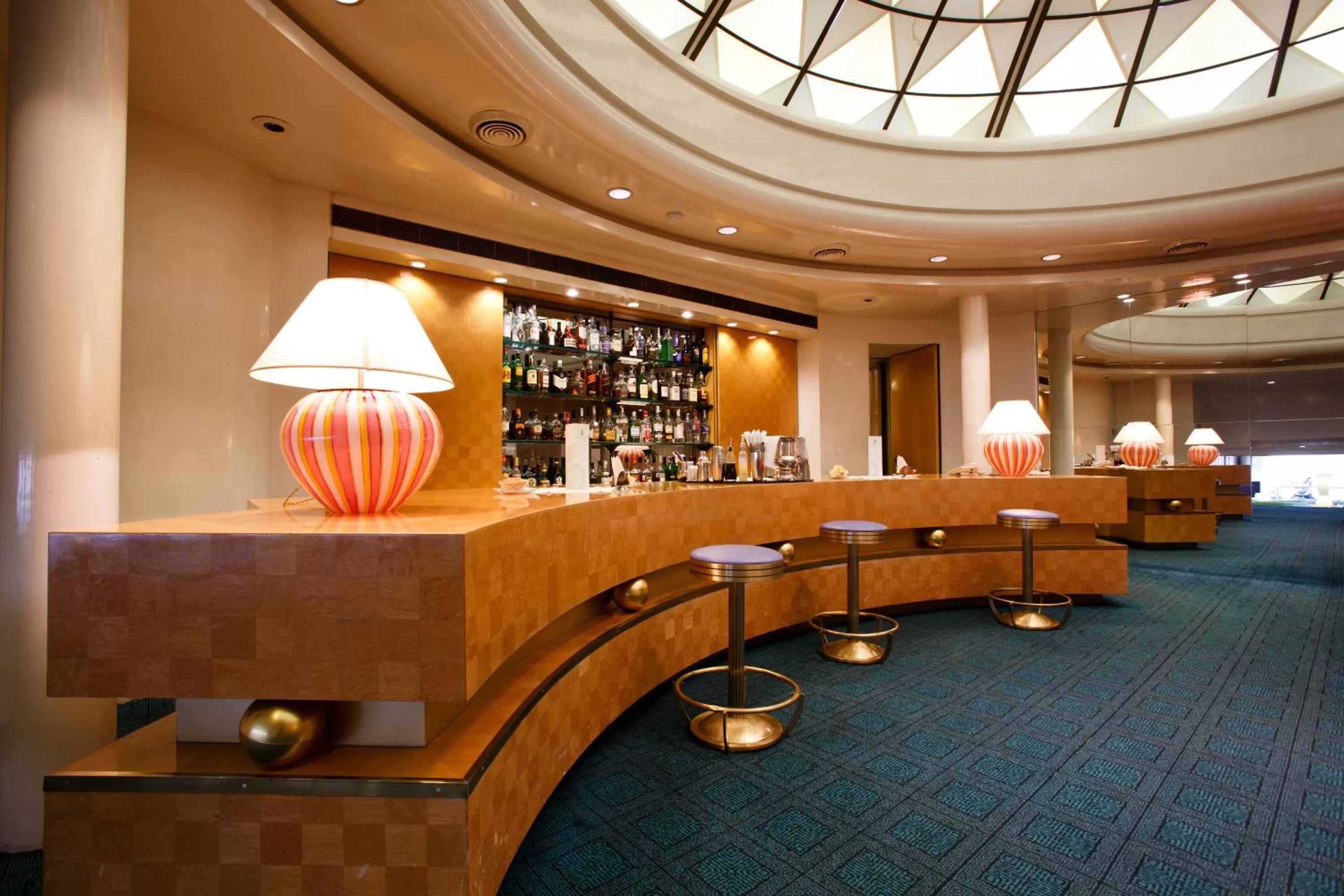 Lounge or bar in Albani Hotel Roma