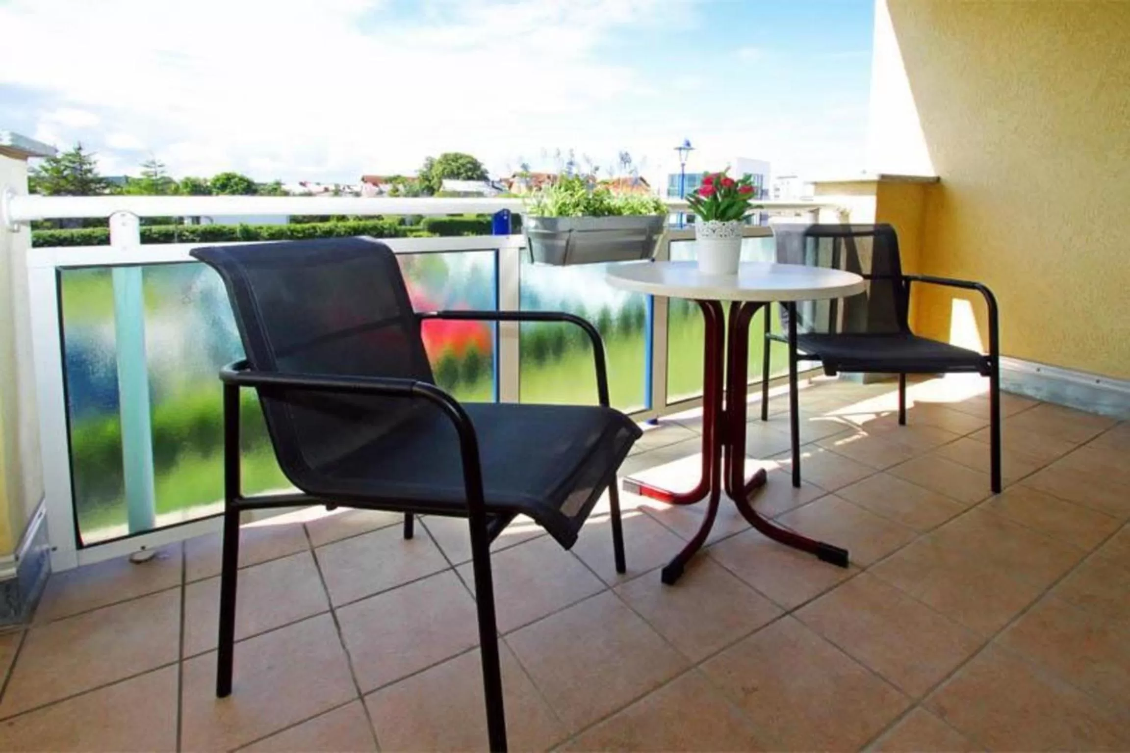 Balcony/Terrace in Yachthafenresidenz