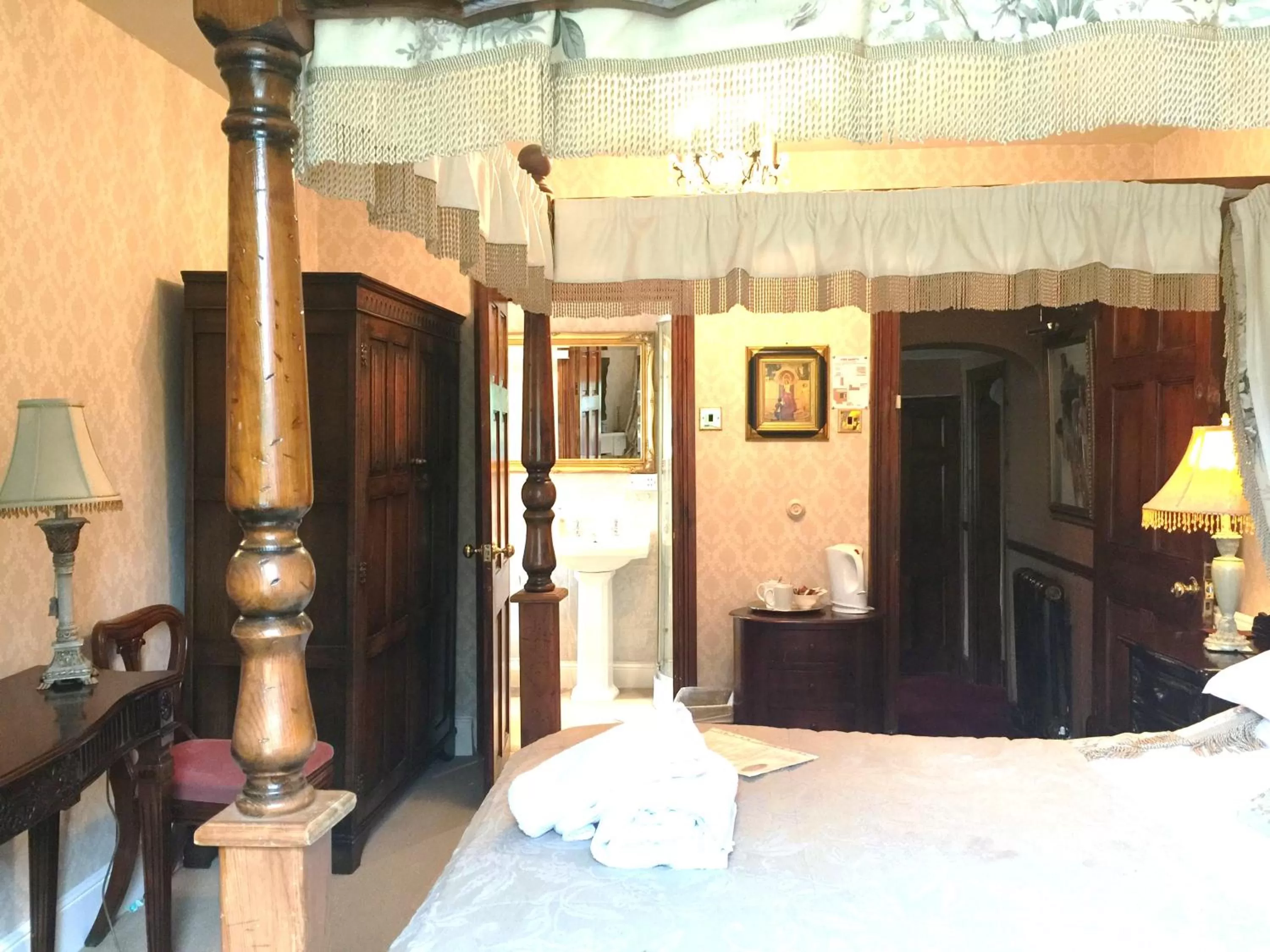 Decorative detail in Glyn Isa Country House B&B and self catering Lodge