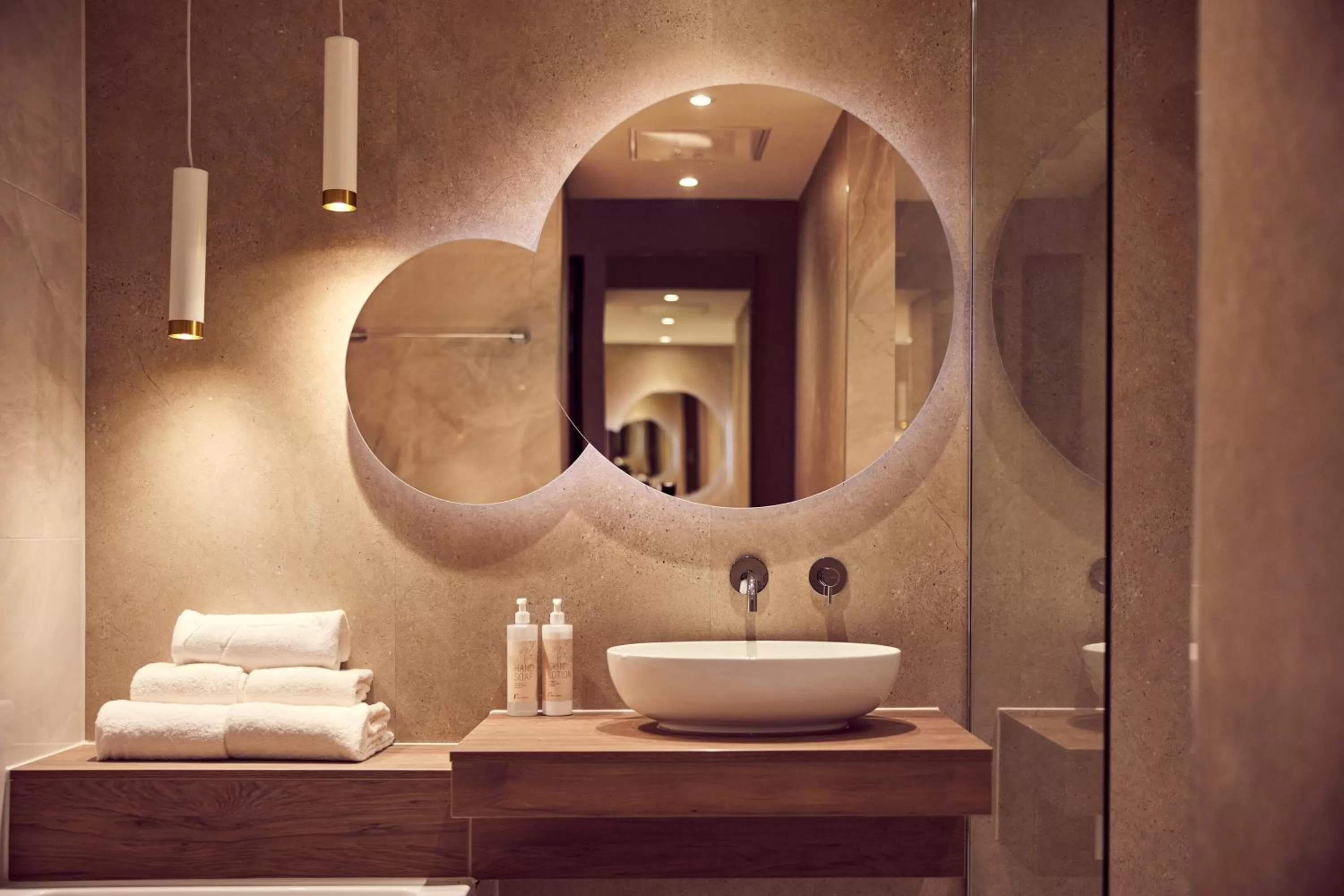 Bathroom in Van der Valk Hotel Gorinchem