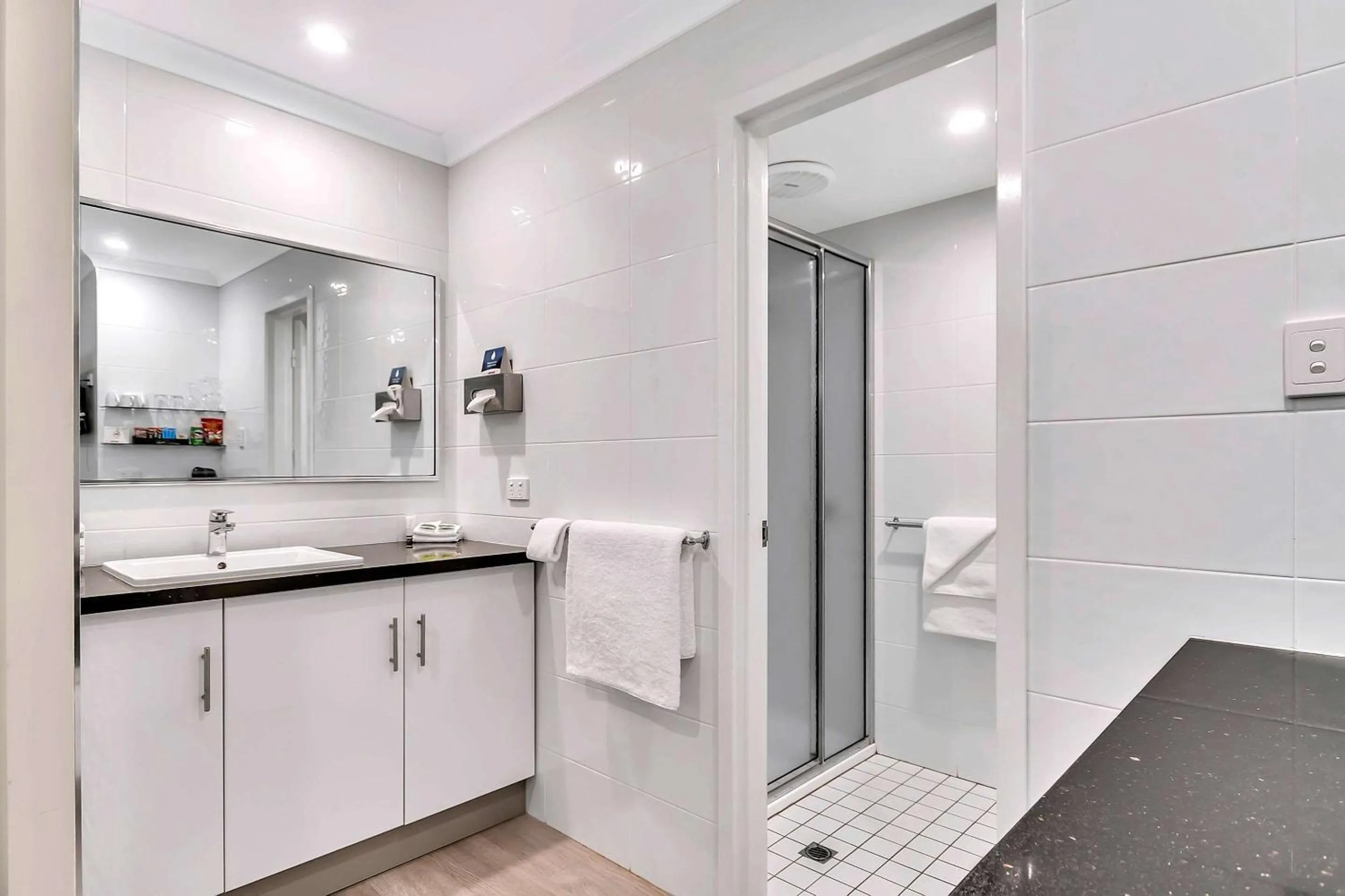 Bedroom in Quality Inn Railway Motel