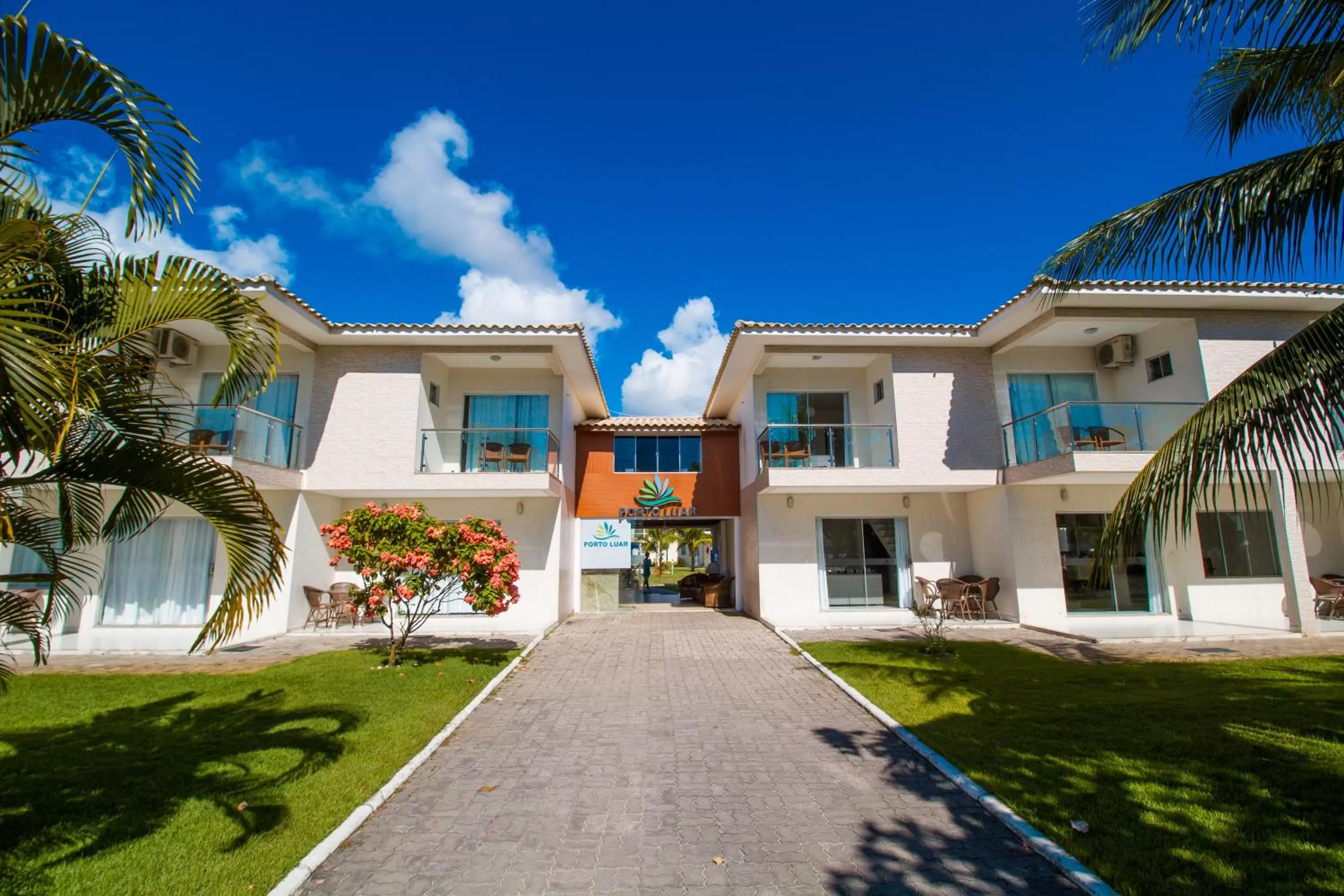 Property Building in Porto Luar